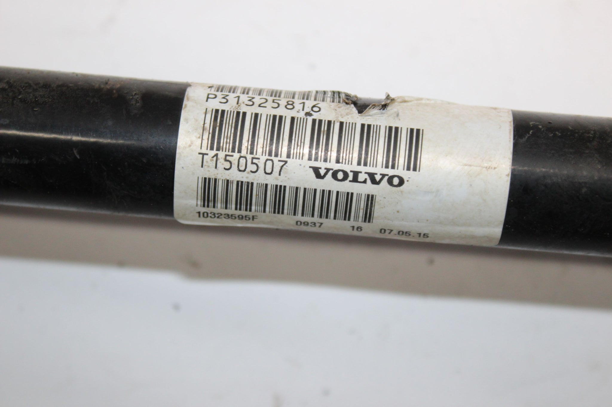 2015 VOLVO XC90 MK2 2.0  REAR DRIVESHAFT 31325816 (FITS LEFT AND RIGHT)