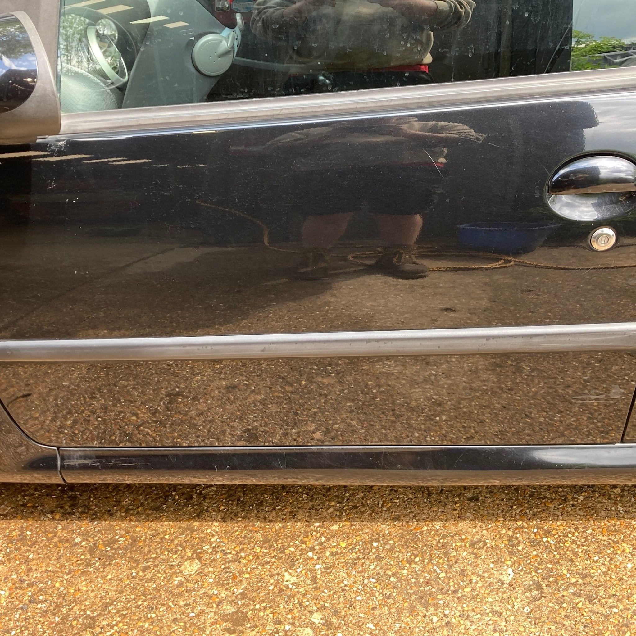 2011 PEUGEOT 107 Passenger side Front Complete Door BLACK