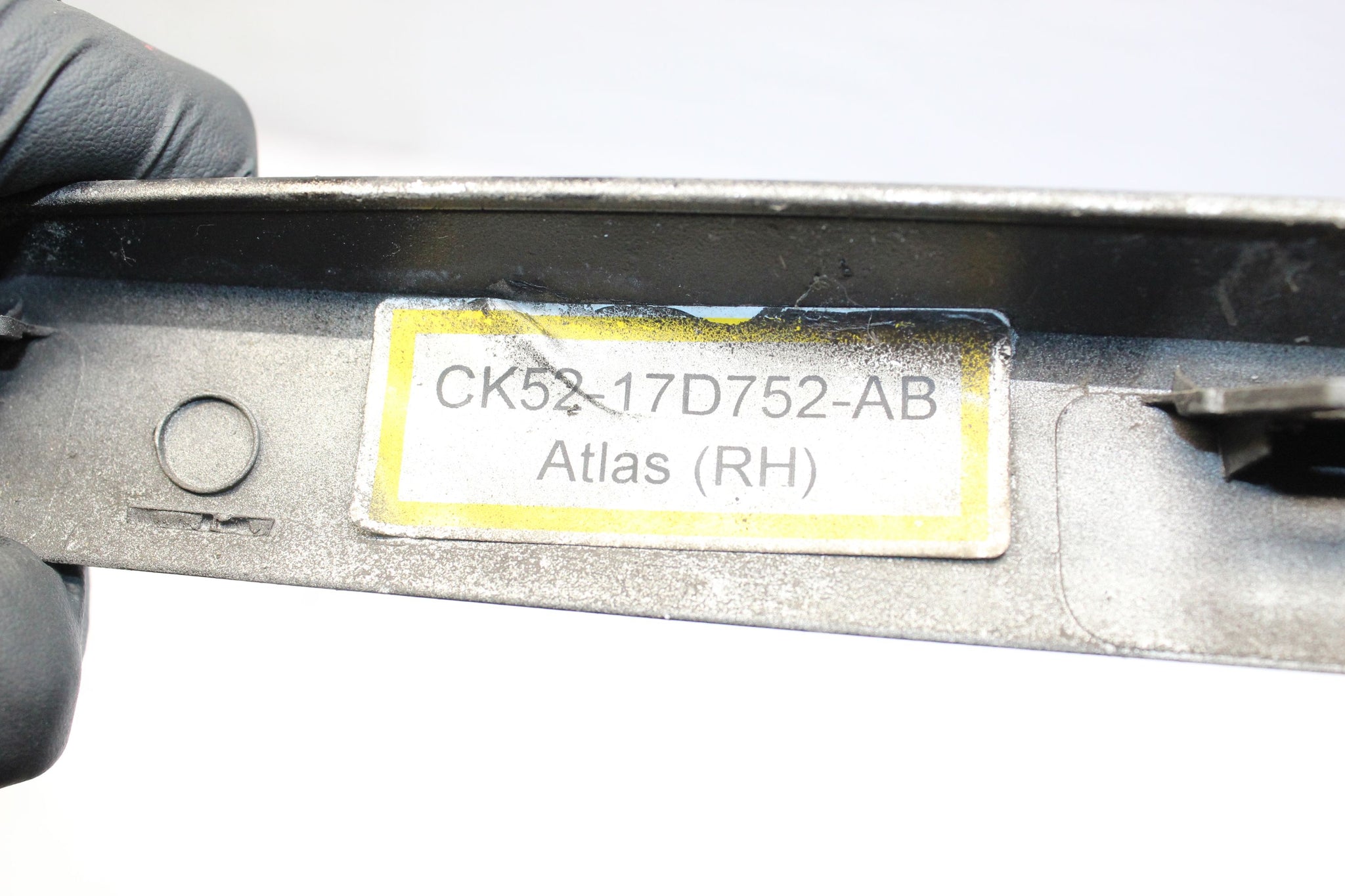 2013 RANGE ROVER VOGUE L405 Right side Rear Bumper Trim CK52-17D752-AB