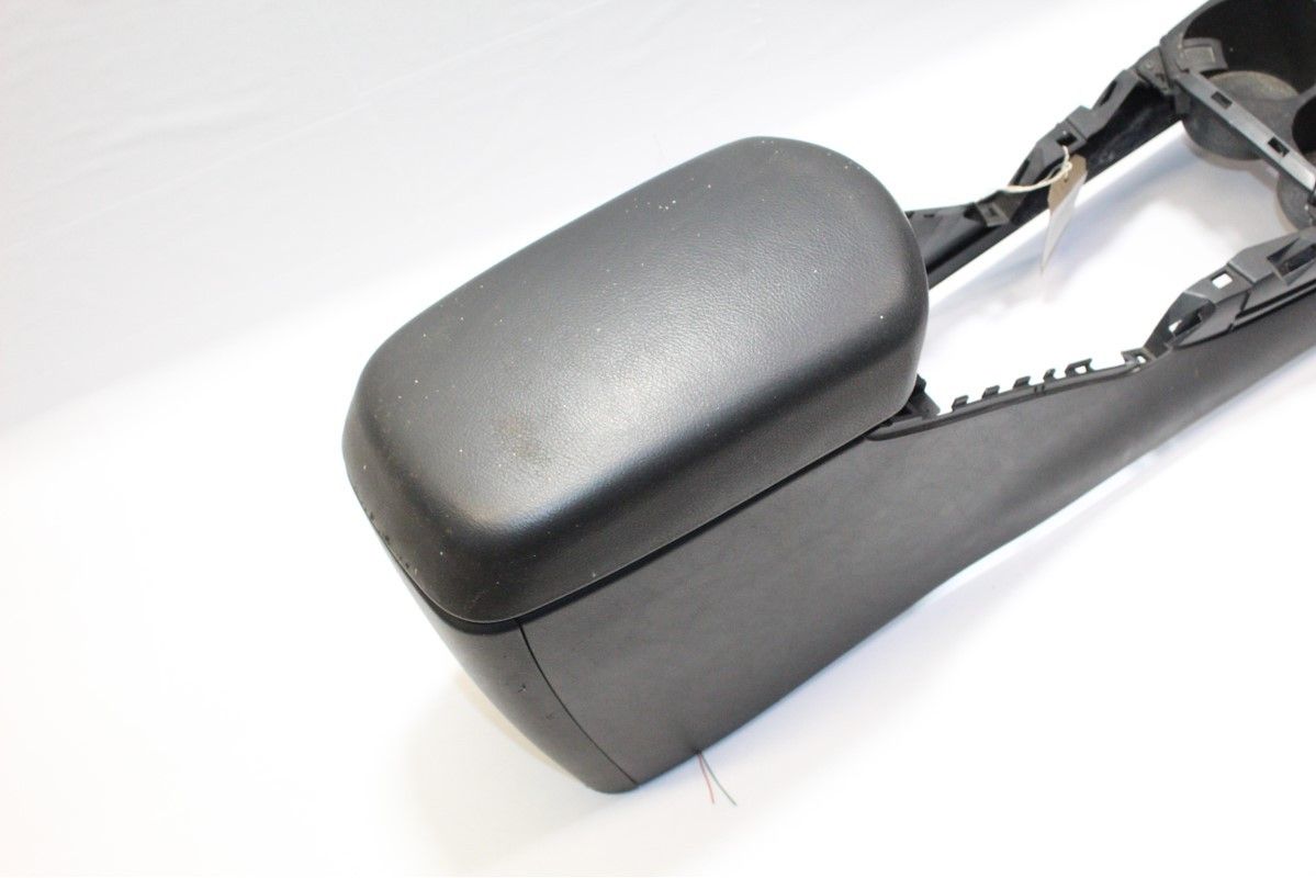 Toyota RAV4 Centre Console With Armrest 2008