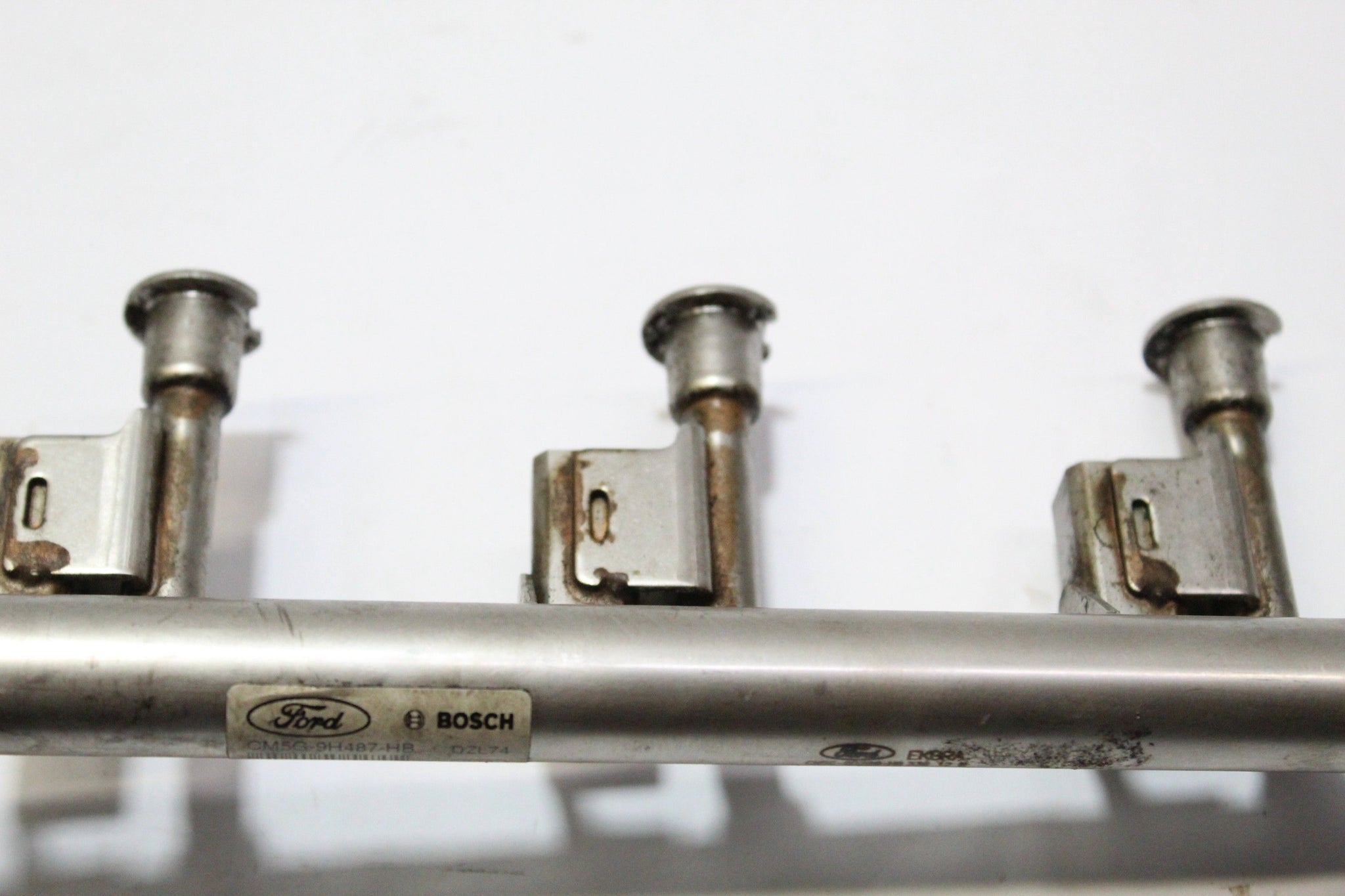 2013 FORD FIESTA 1.0 Petrol Fuel Injection Rail CM5G9H487HB