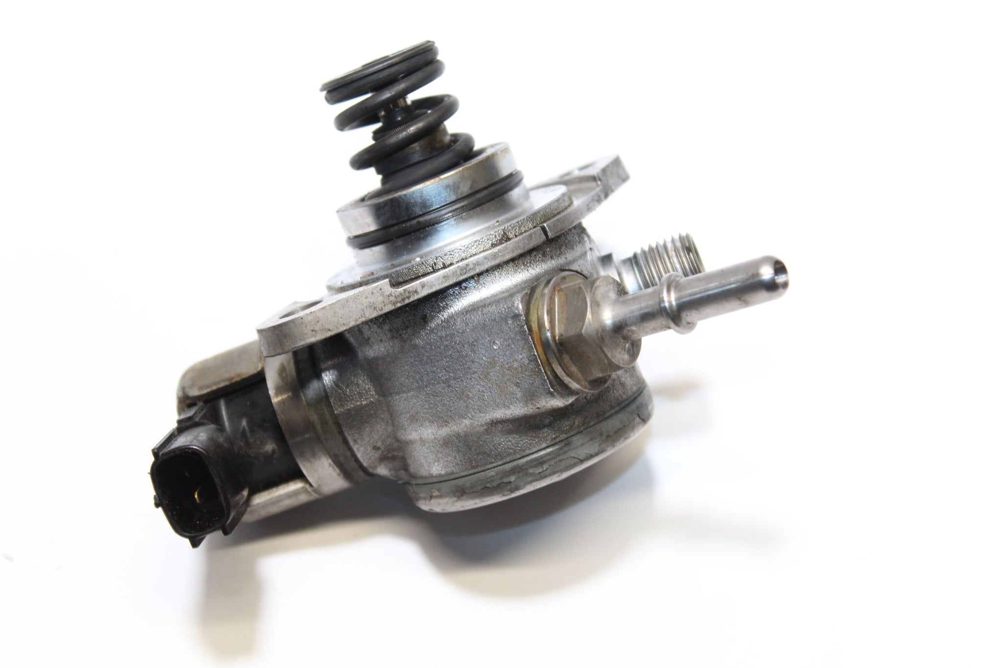 2014 NISSAN JUKE F15 1.2 Petrol High Pressure Fuel Pump 166304016R