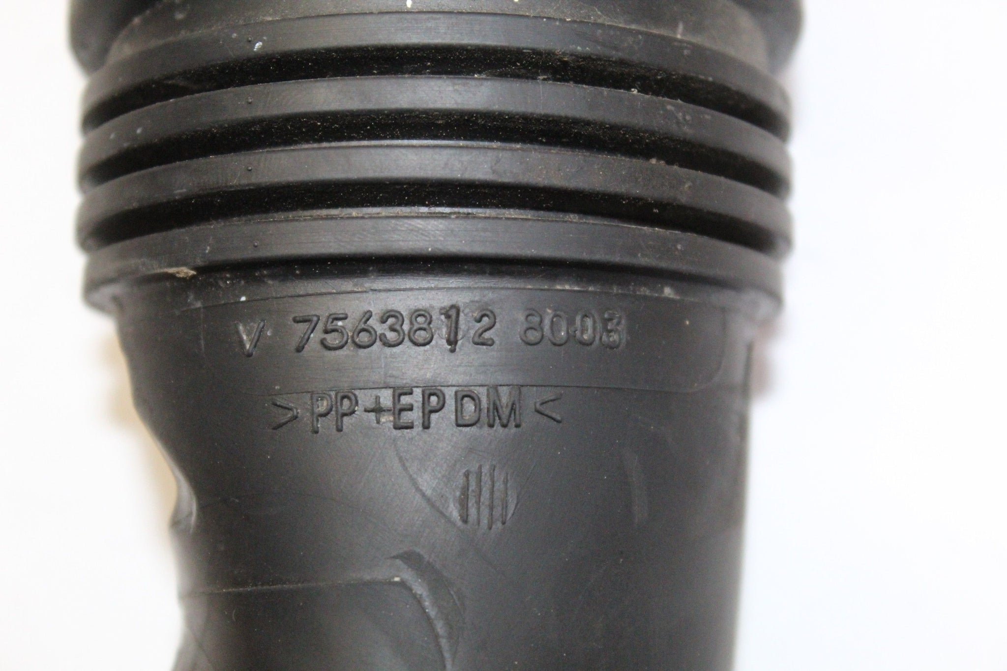 2010 PEUGEOT 308 1.6 Air Filter Pipe Hose 7563812