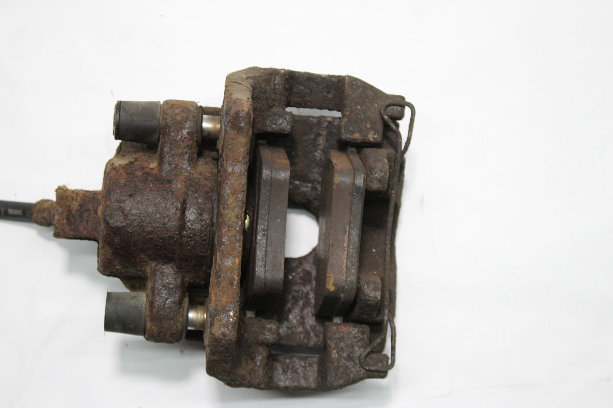 2010 VOLVO XC90 2.4 Right side Rear Brake Caliper