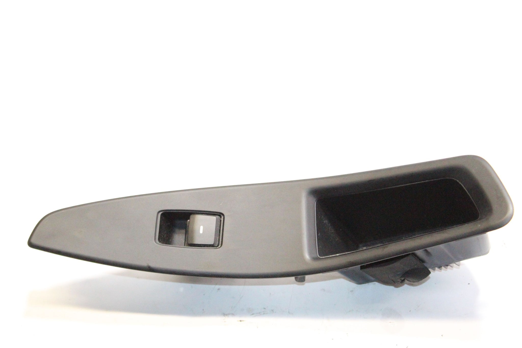 2017 HYUNDAI I20 Left side Door Window Switch 83741-C8010