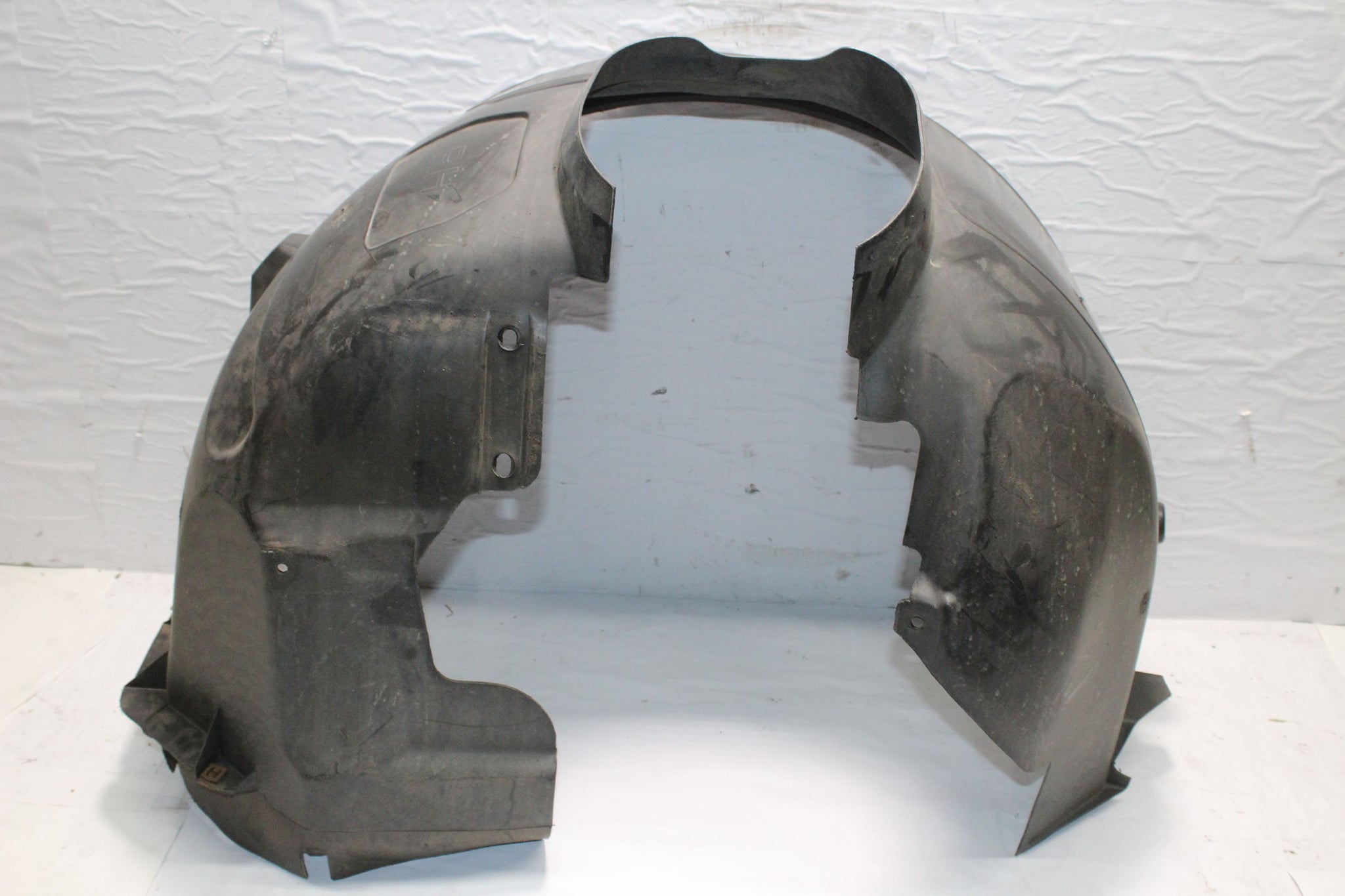2016 FORD FOCUS MK3 Right side Front Splash Guard AM51-R16114-BG