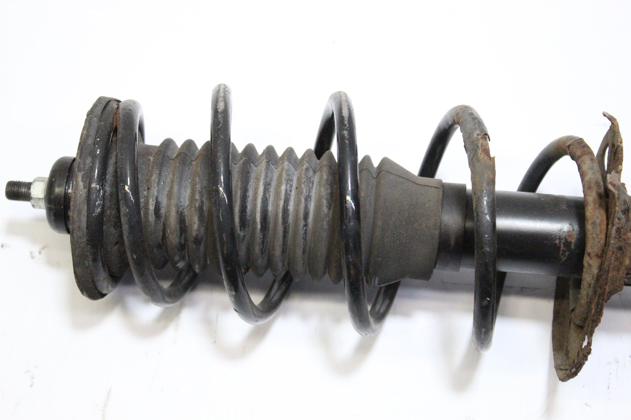 2011 PEUGEOT 107 1.0 Right side Front Suspension Leg