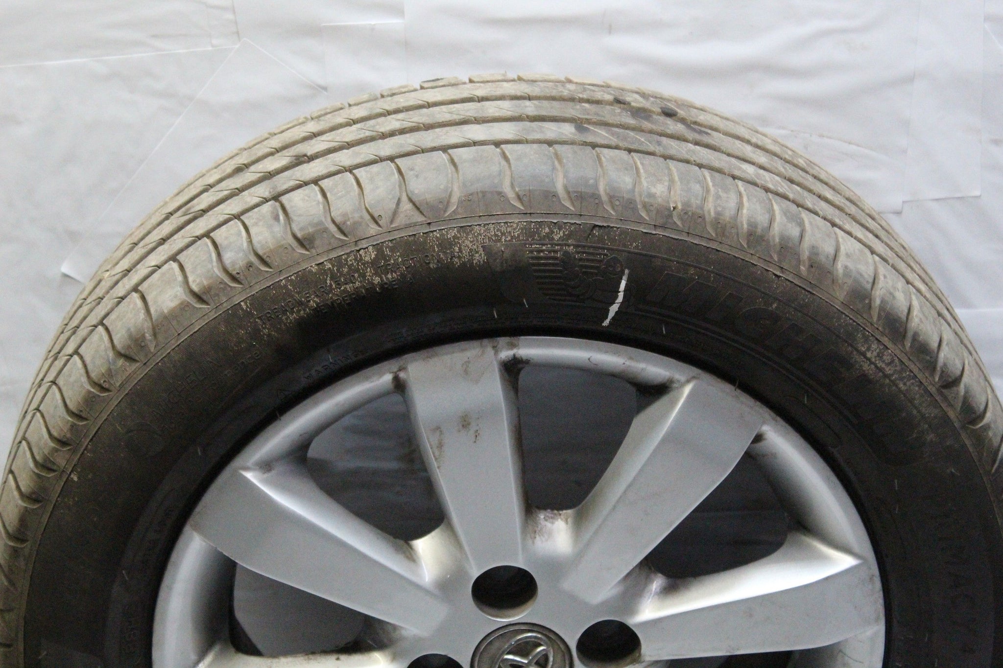 2011 TOYOTA YARIS Alloy Wheel with Tyre 185/60 R15 6.9MM