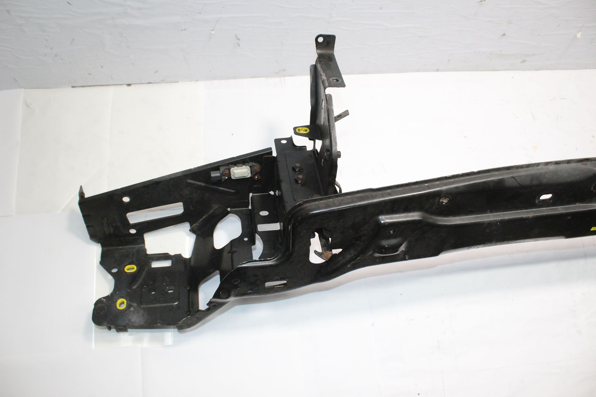 2010 VOLVO XC90 2.4 Front Bumper Support Slam Panel