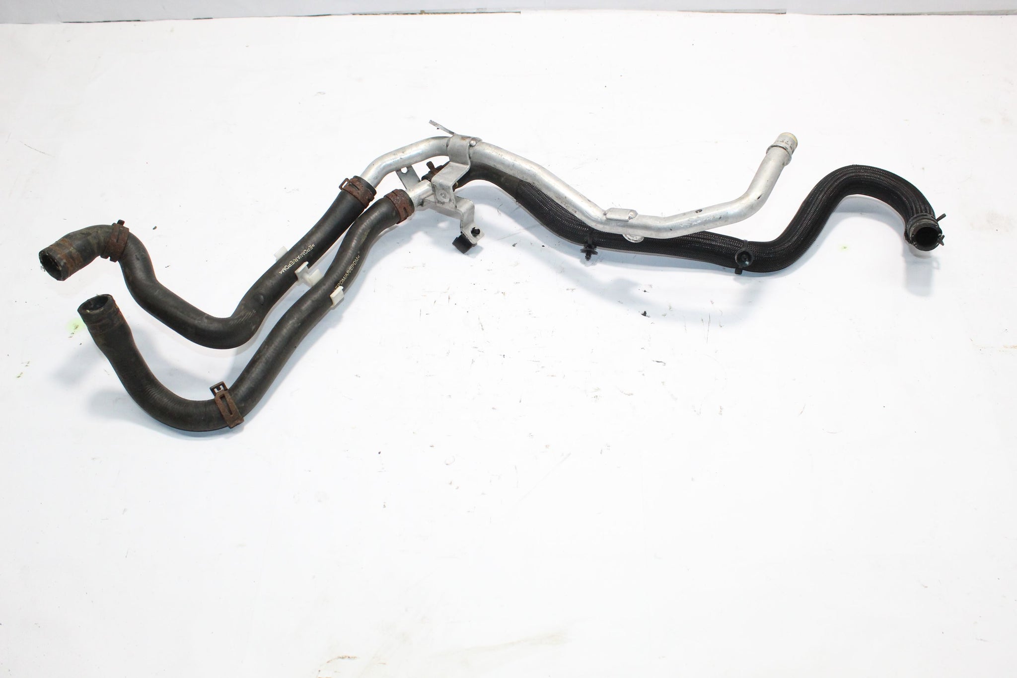 2016 RANGE ROVER EVOQUE 2.0 Coolant Pipe