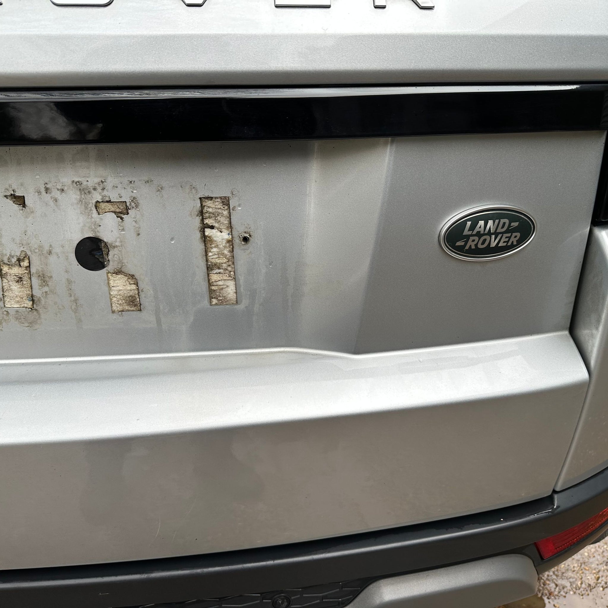 2016 RANGE ROVER EVOQUE COMPLETE TAILGATE