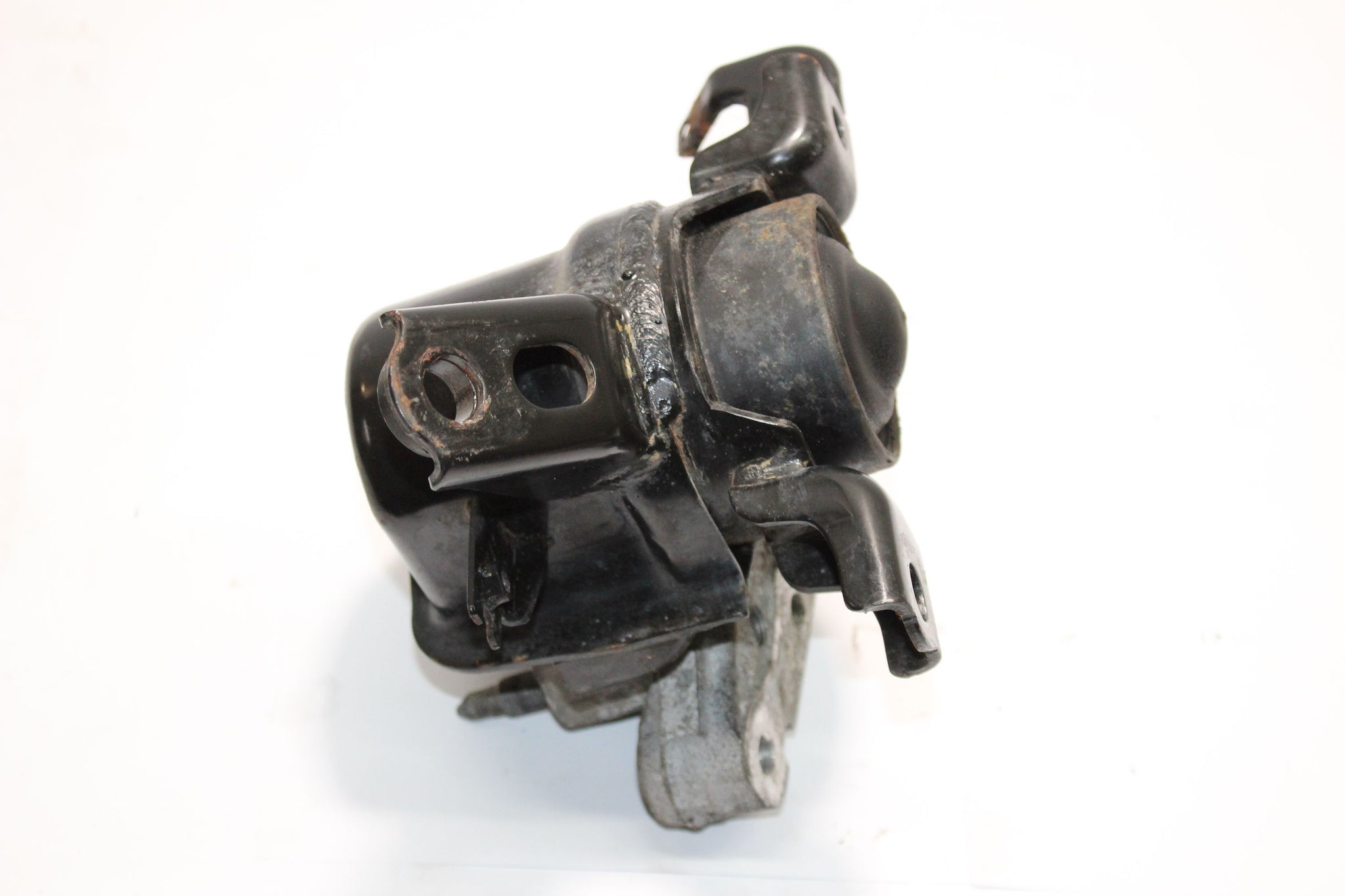 2014 TOYOTA VERSO 1.6 Engine Mount