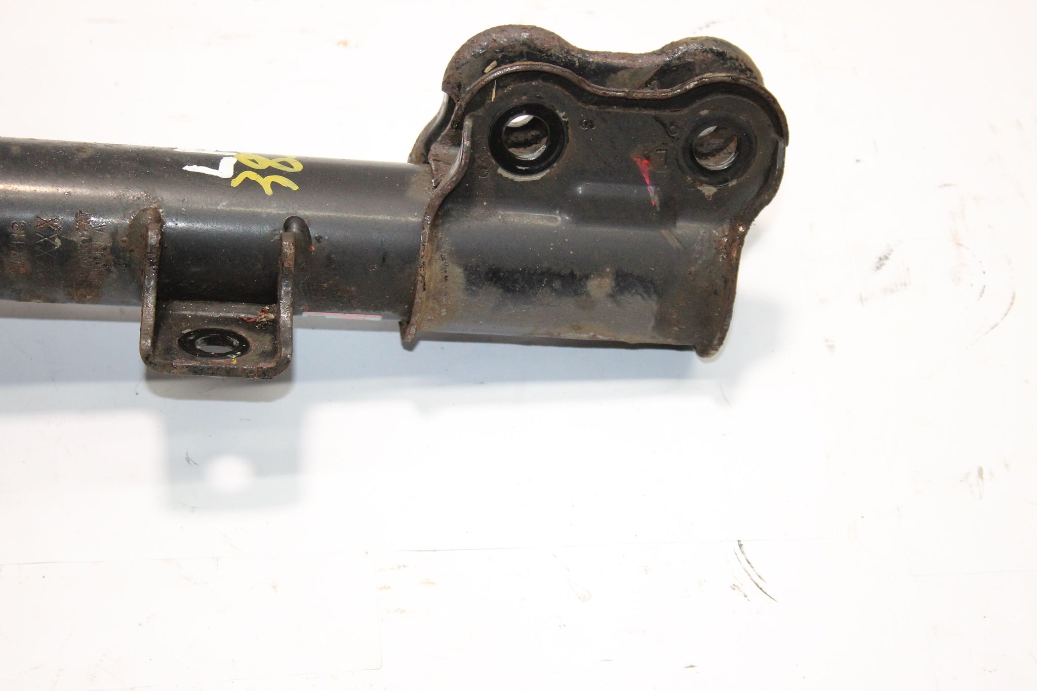 2019 HYUNDAI I40 1.6 Left side Front Suspension Leg