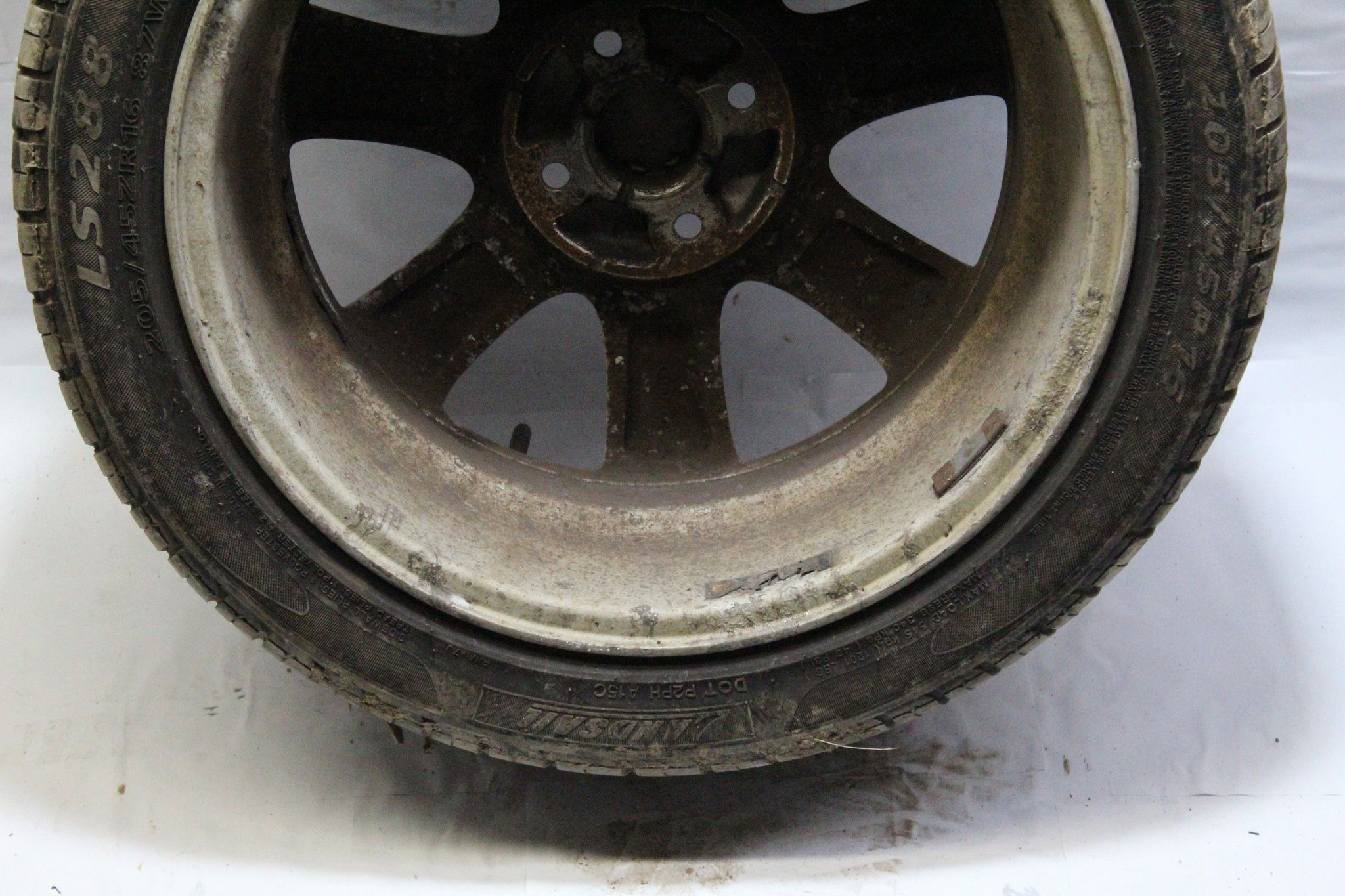 2009 KIA RIO Alloy Wheel with Tyre 205/45 R16 6.6MM