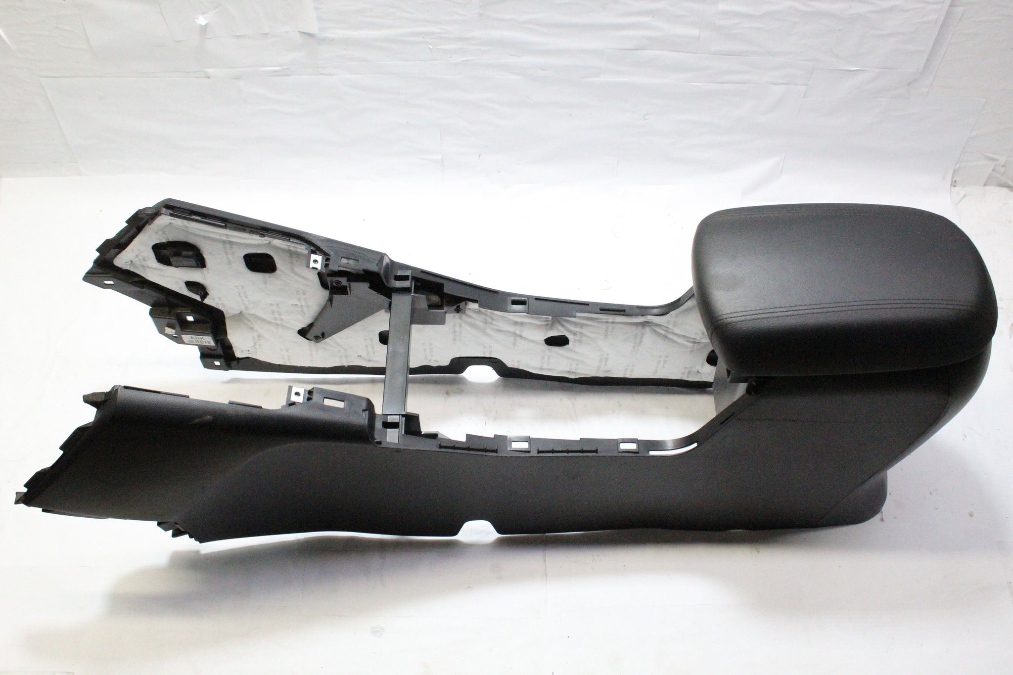 2014 KIA SPORTAGE Dashboard Centre Console with Armrest