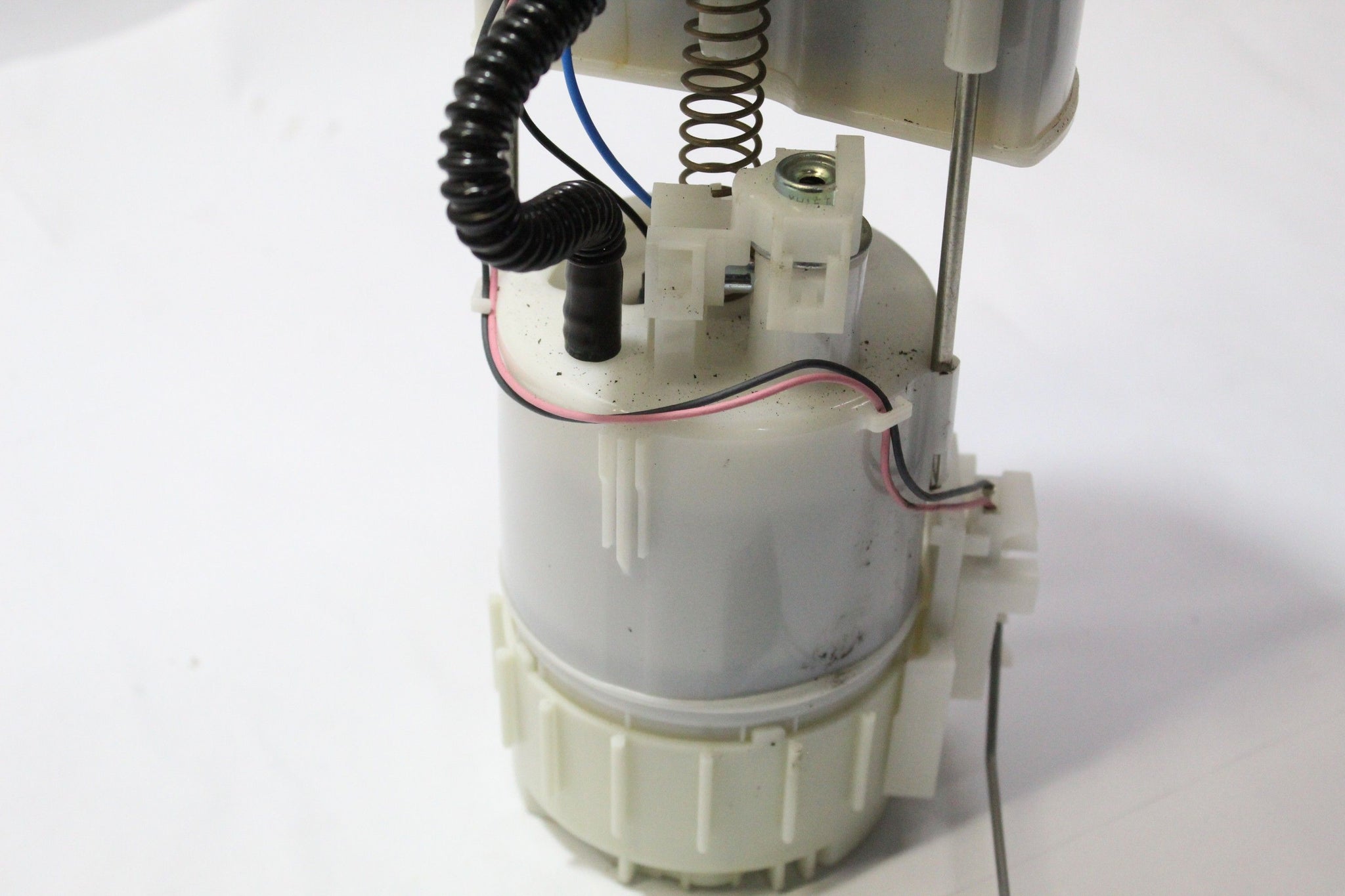 2011 PEUGEOT 107 1.0 Petrol Fuel Pump and Sender Unit 77020-0H030