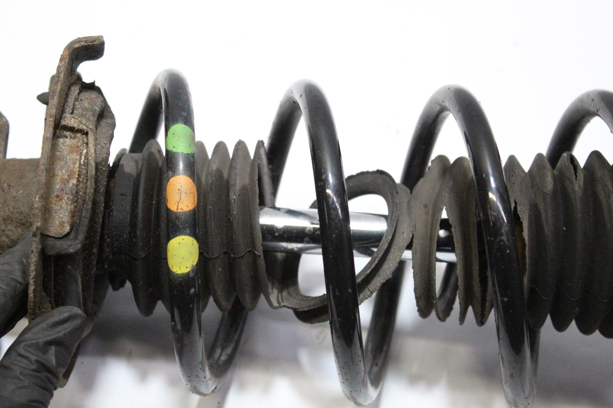 2013 FORD FIESTA 1.0 Left side Front Suspension Leg