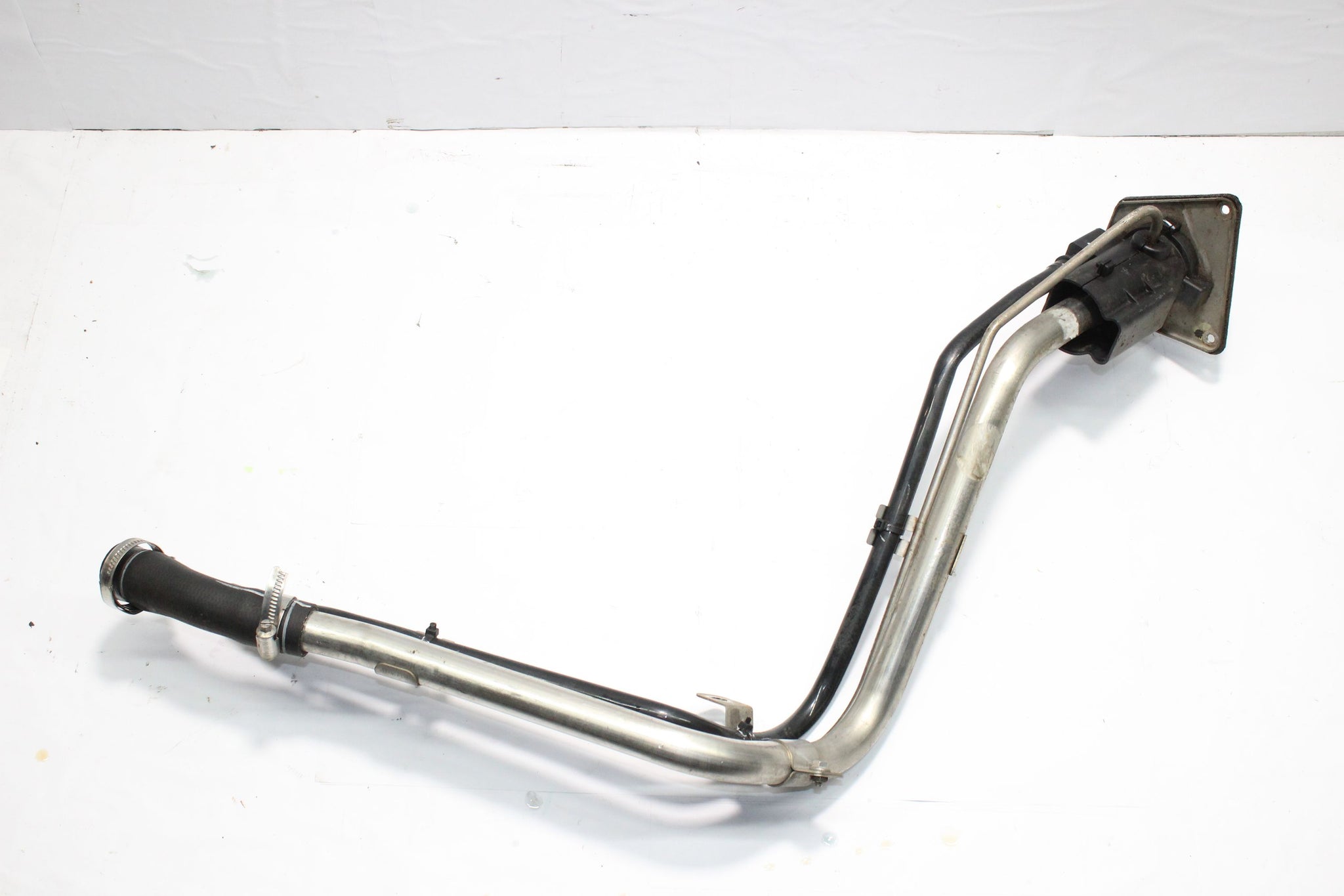 2019 MG MG3 1.5 Petrol Fuel Filler Neck