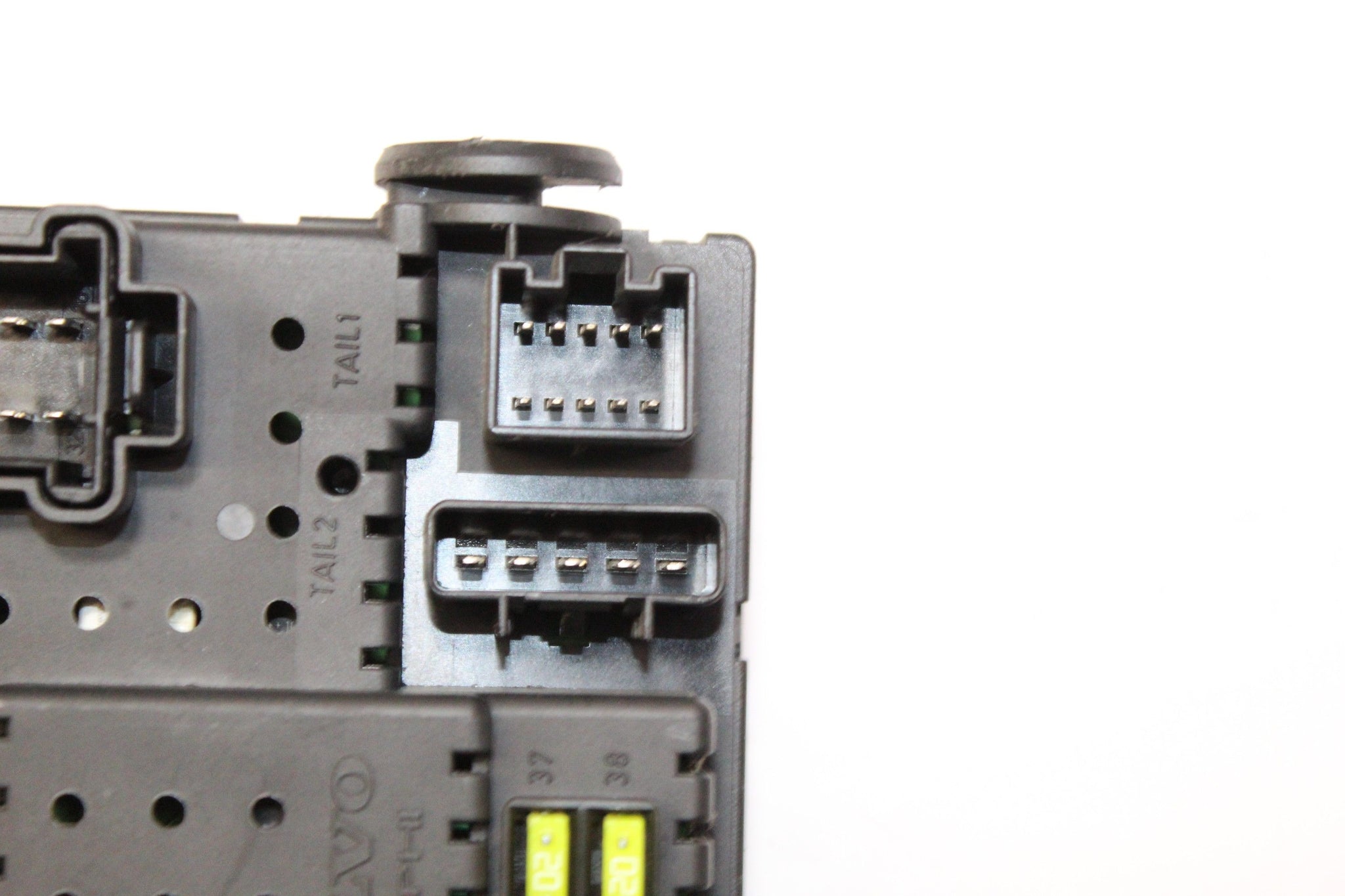 Volvo XC90 D5 AWD Diesel (05-10) Fuse Relay Box Fusebox Unit 31314469