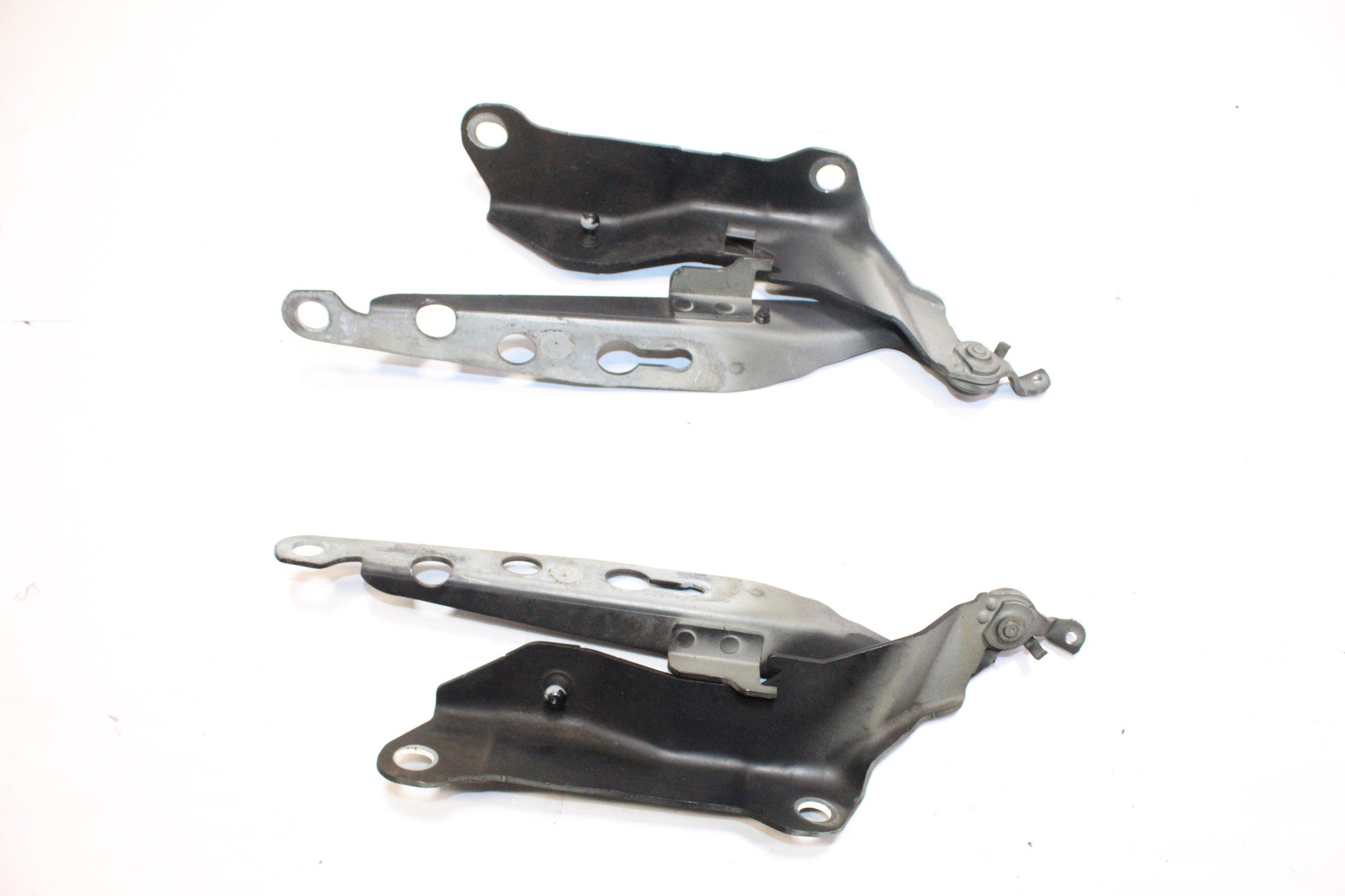 Volvo XC90 bonnet hinges 2010