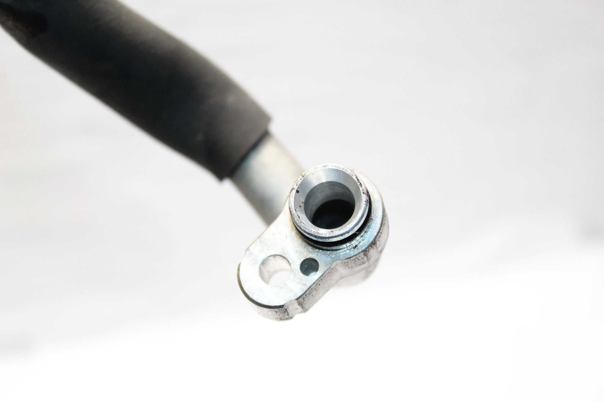 2010 HONDA CRV MK3 2.2 Air Con Pipe