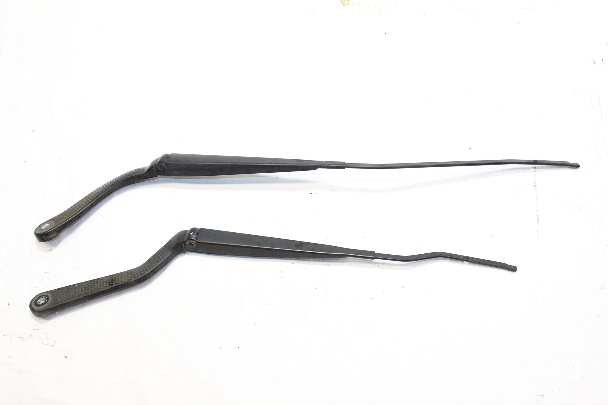 2016 SMART FORFOUR W453 Wiper Arm Pair