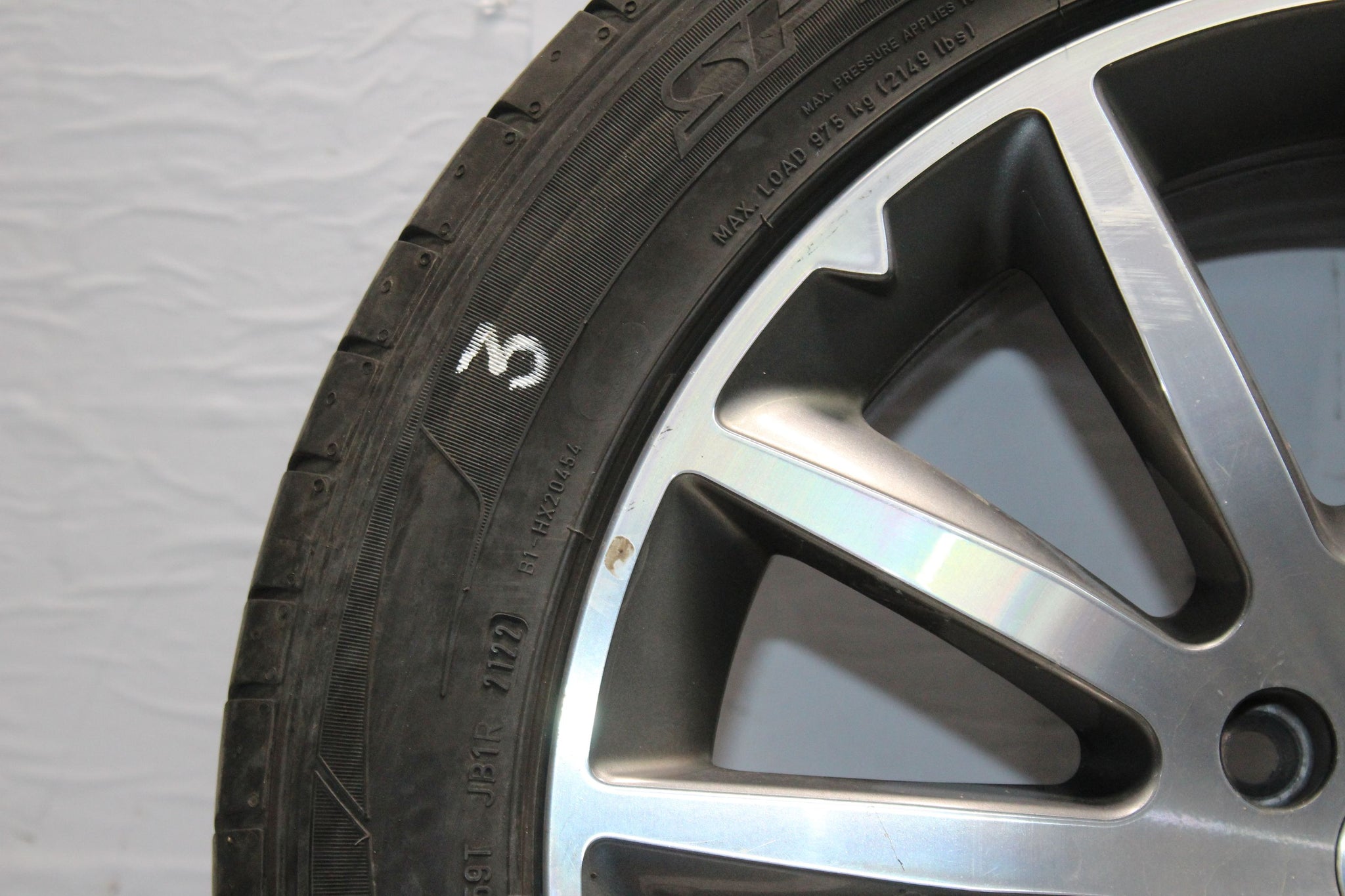 2016 MASERATI GHIBLI Alloy Wheel with Tyre 275 / 45 R18 1.6MM