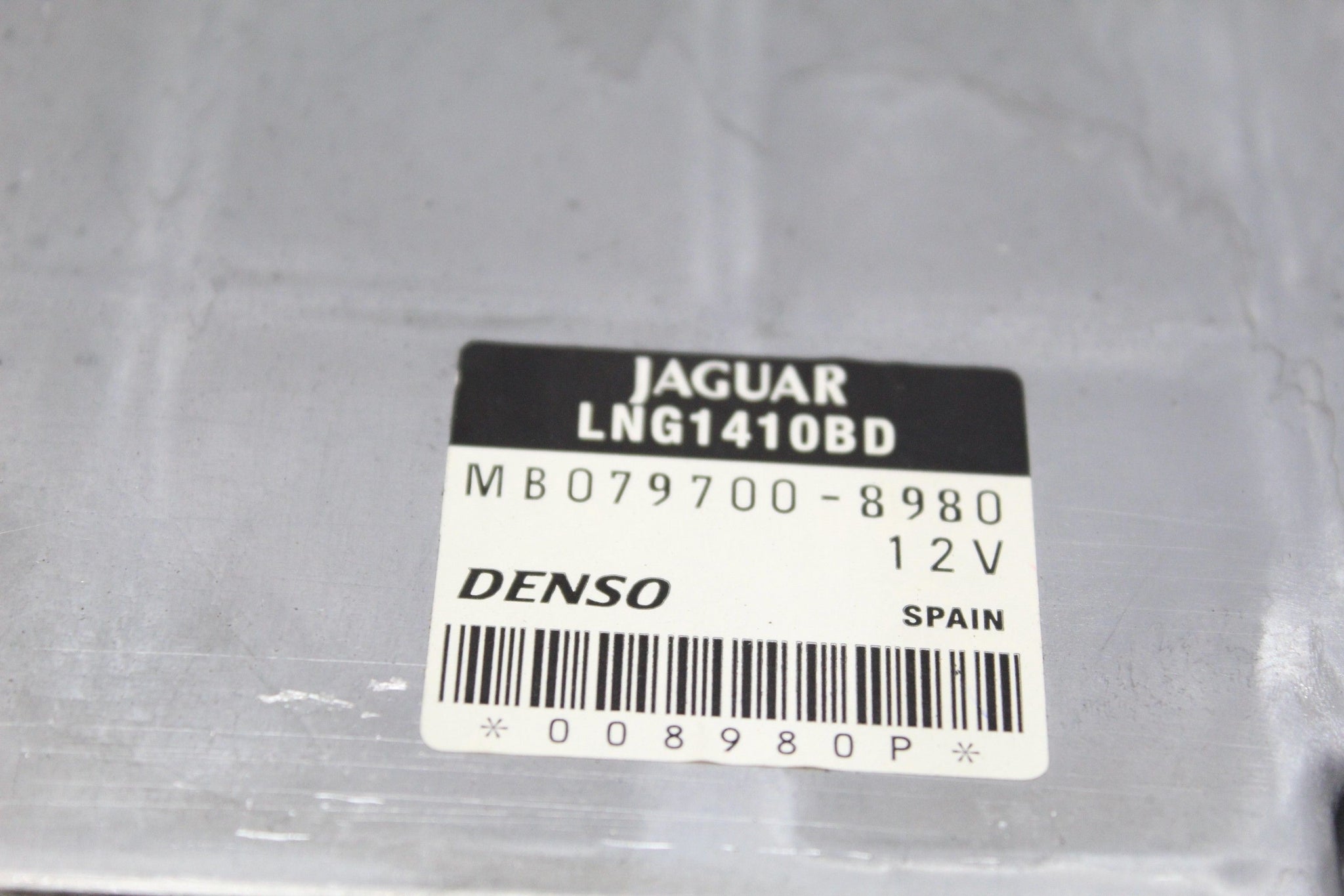 Jaguar XK8 4.0 engine control module ecu LNG1410BD