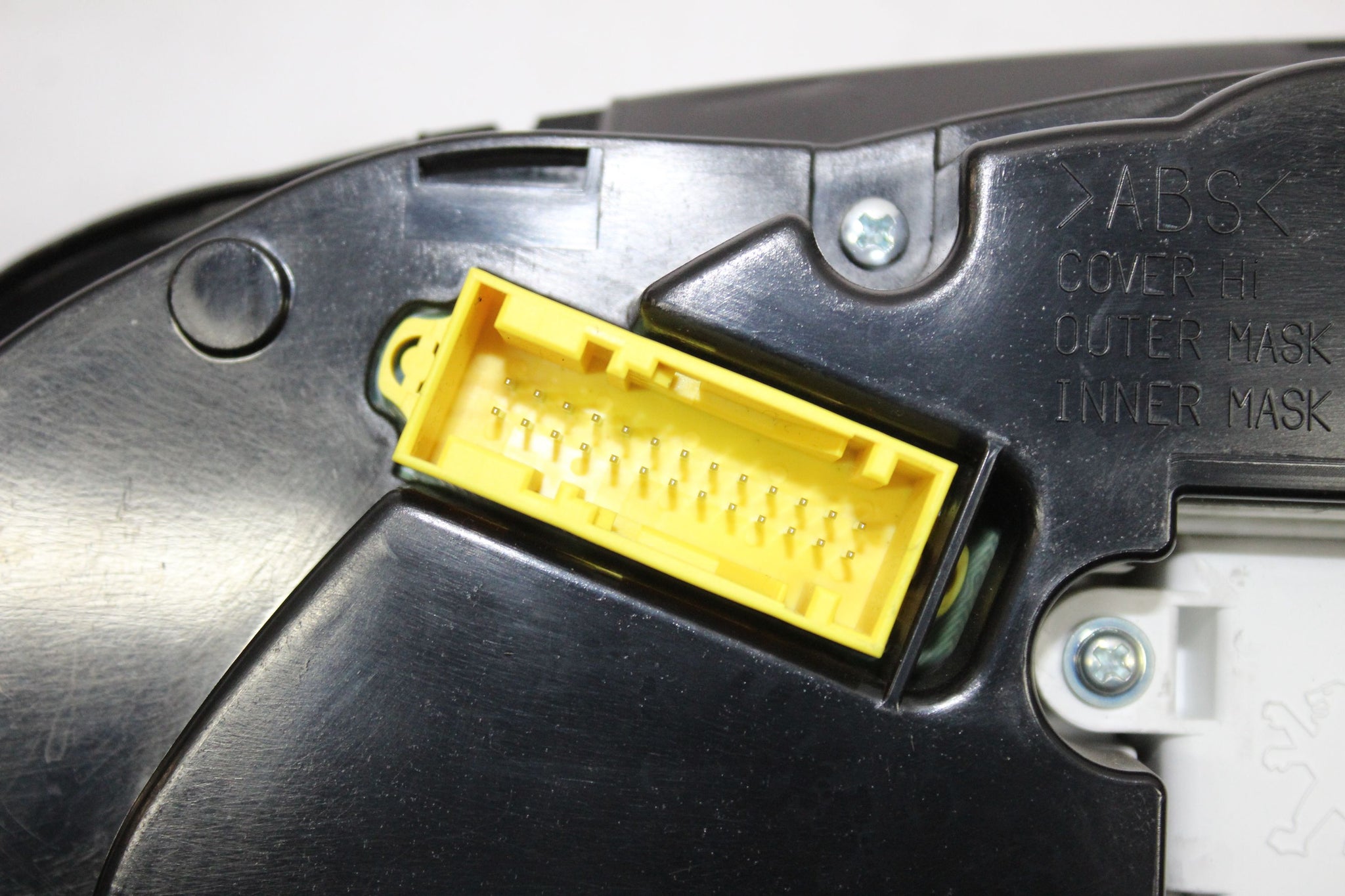 2014 PEUGEOT 5008 1.6 Speedo Instrument Cluster 9804898580