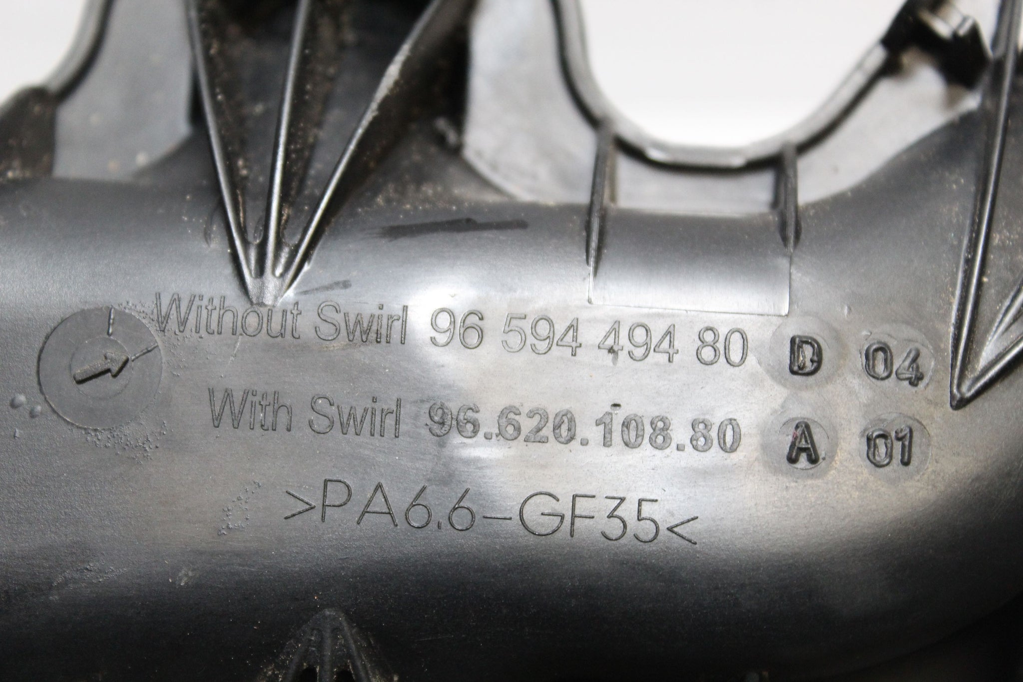 2013 RANGE ROVER EVOQUE 2.2 INTAKE MANIFOLD 9659449480