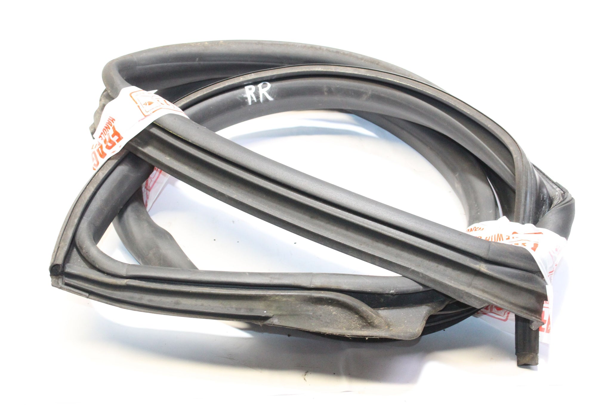 2017 MASERATI GHIBLI Right side Rear Door Seal Rubber
