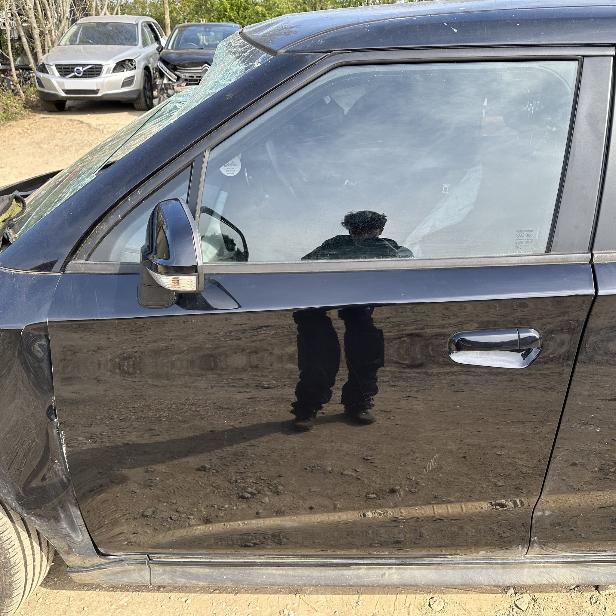 2019 MG MG3 PASSENGER SIDE FRONT COMPLETE DOOR