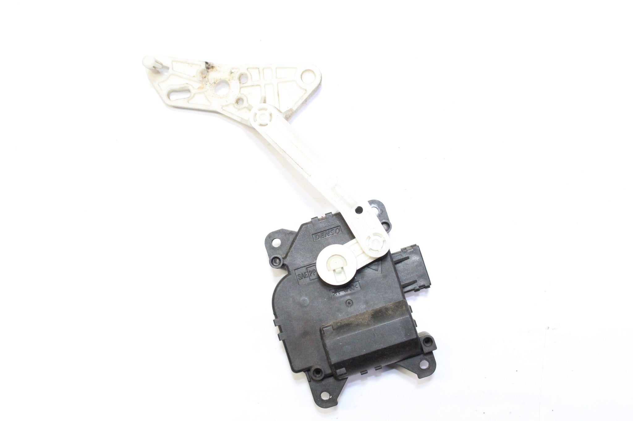2005 MITSUBISHI SHOGUN Heater Flap Actuator Motor 113800-2380 3730
