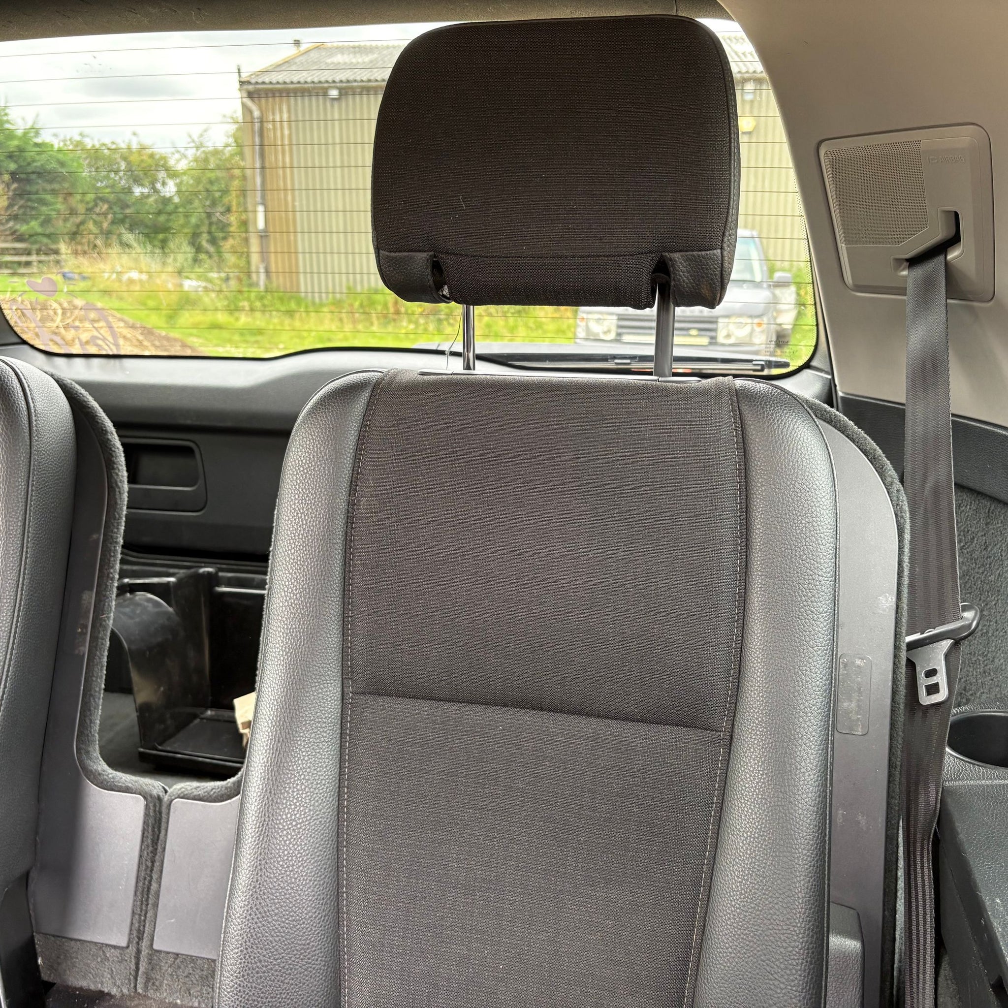 2009 VOLVO XC90 3RD ROW REAR BOOT SEATS