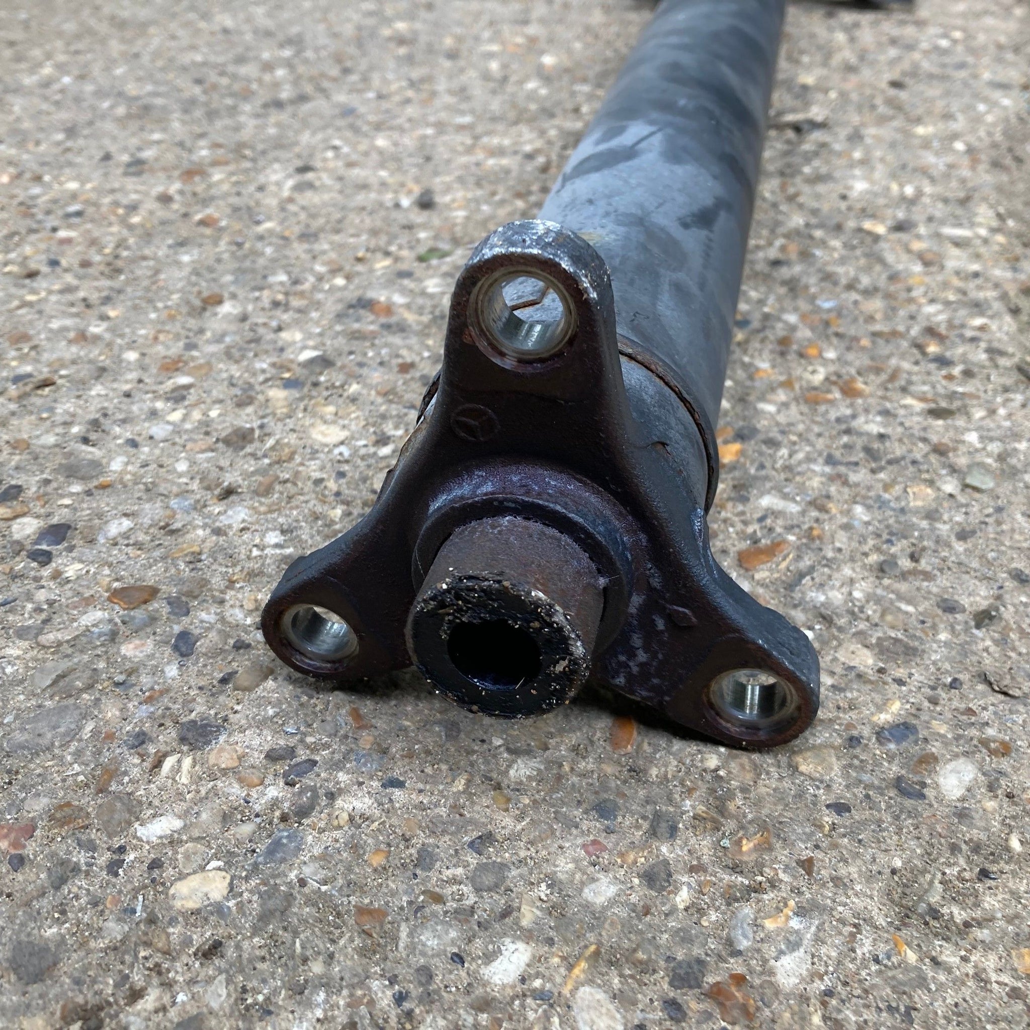2011 MERCEDES W204 1.8 PROPSHAFT A2045306