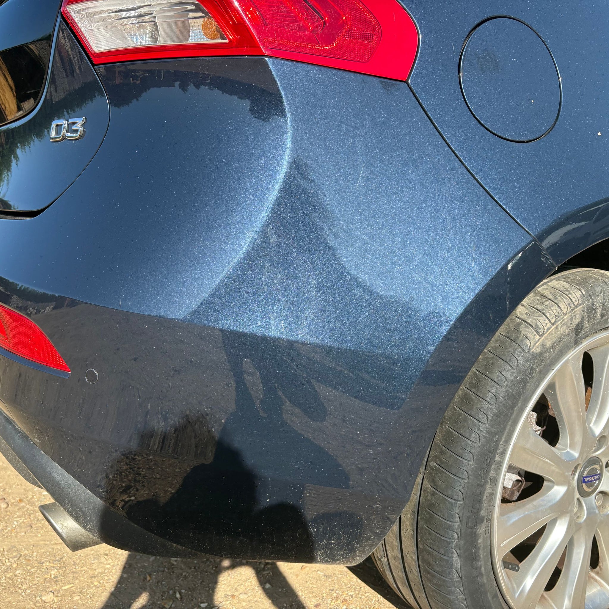 2013 VOLVO V40 COMPLETE REAR BUMPER 498-46 BLUE