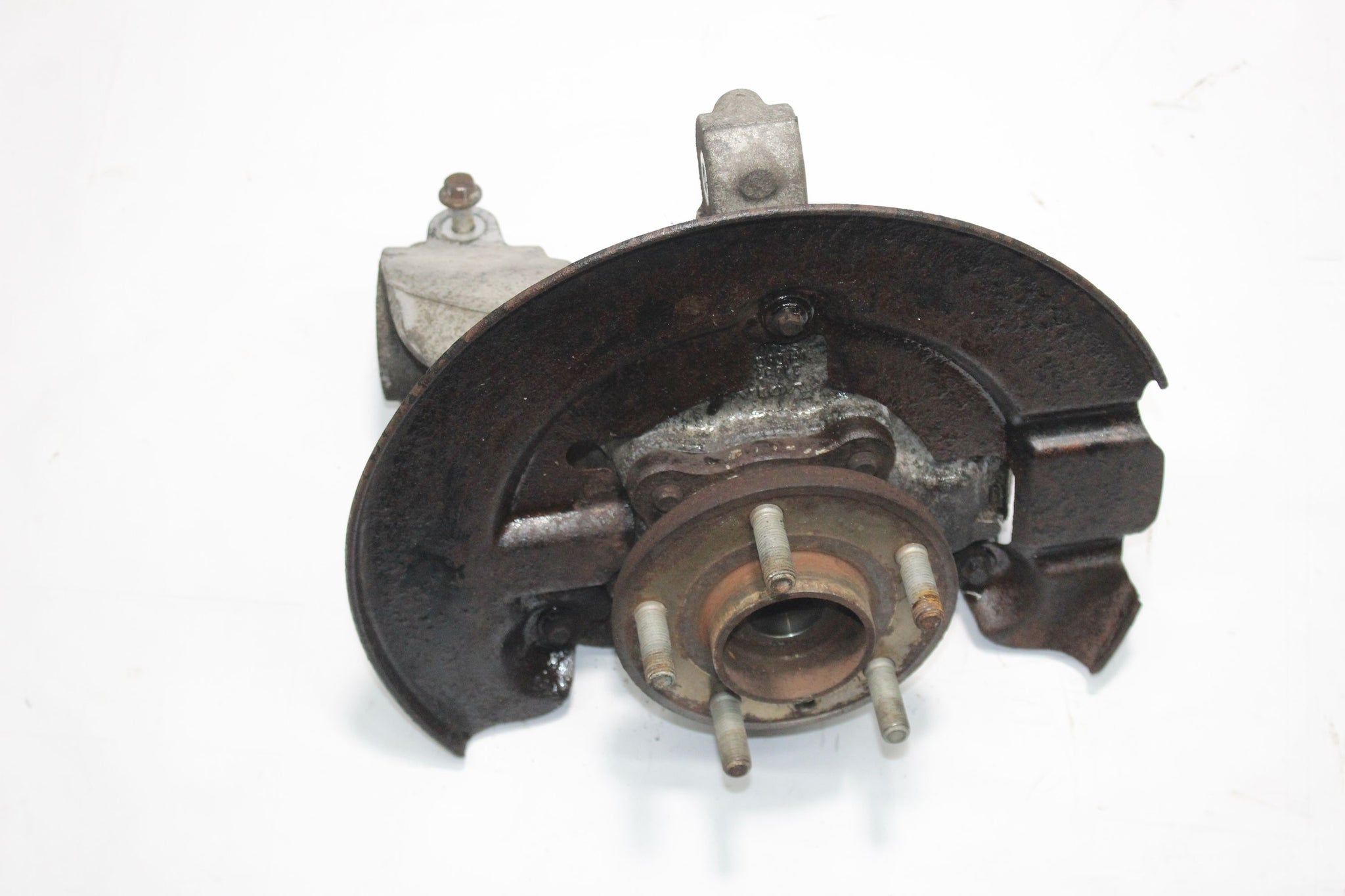 2013 VOLVO V40 2.0 AUTO LEFT SIDE FRONT HUB