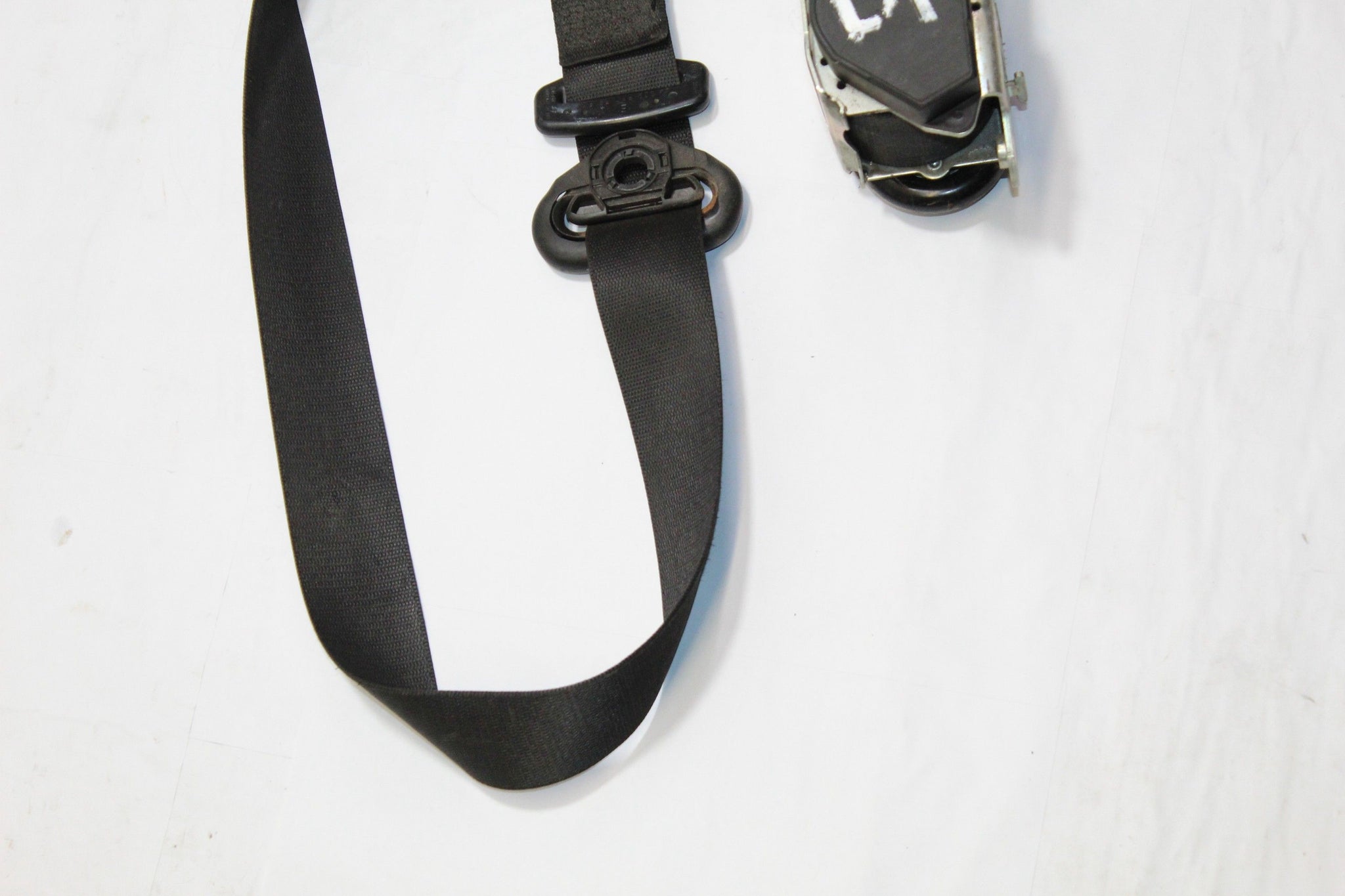 2009 MERCEDES VITO W639 Left side Front Seal Belt