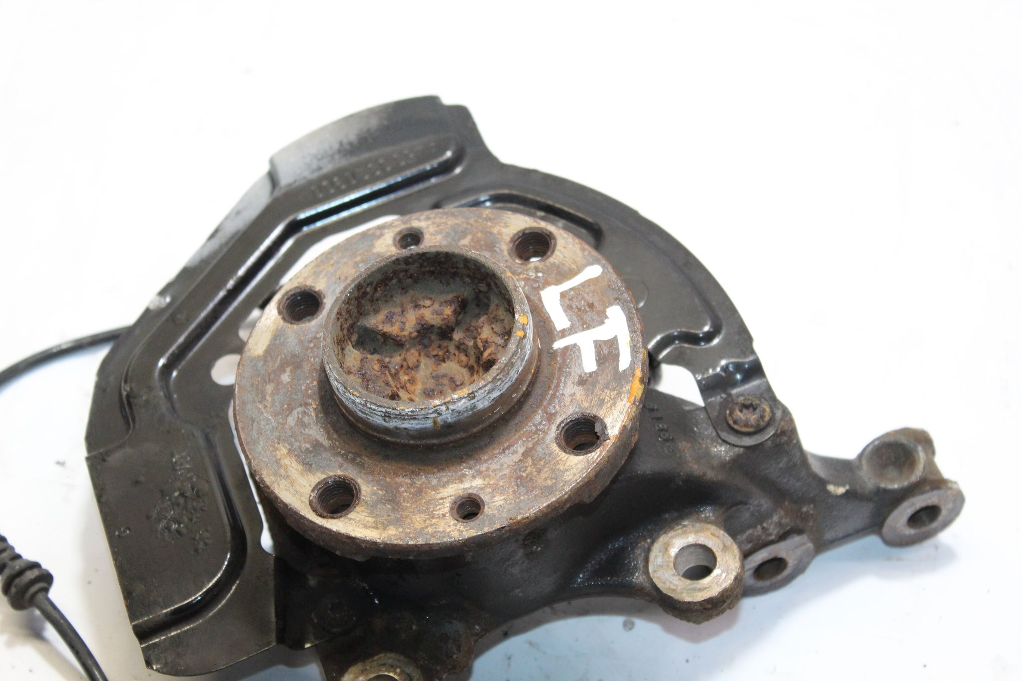 2016 SMART FORFOUR W453 1.0 Left side Front Wheel Hub