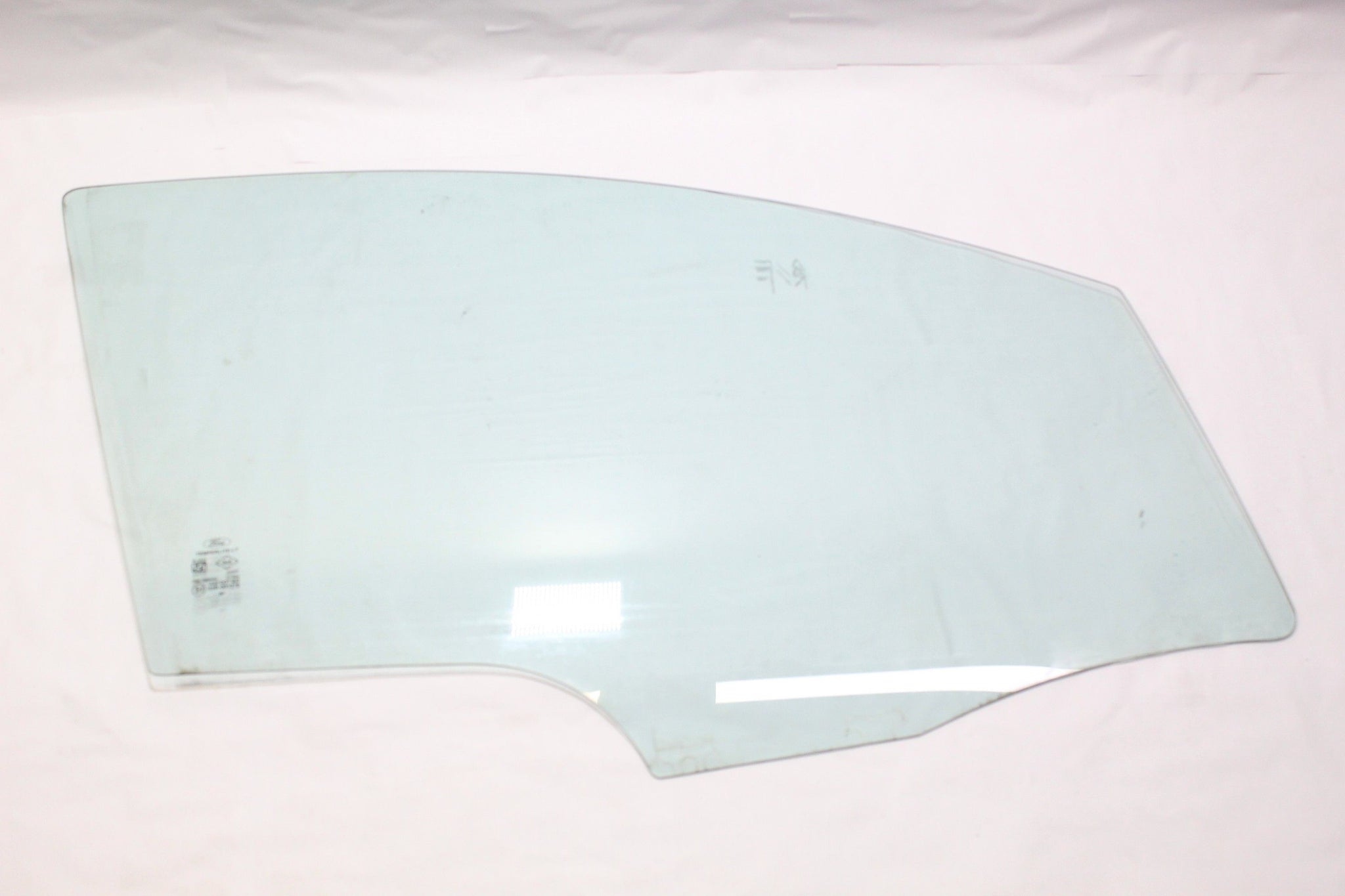 2015 FORD ECOSPORT Right side Front Door Window Glass