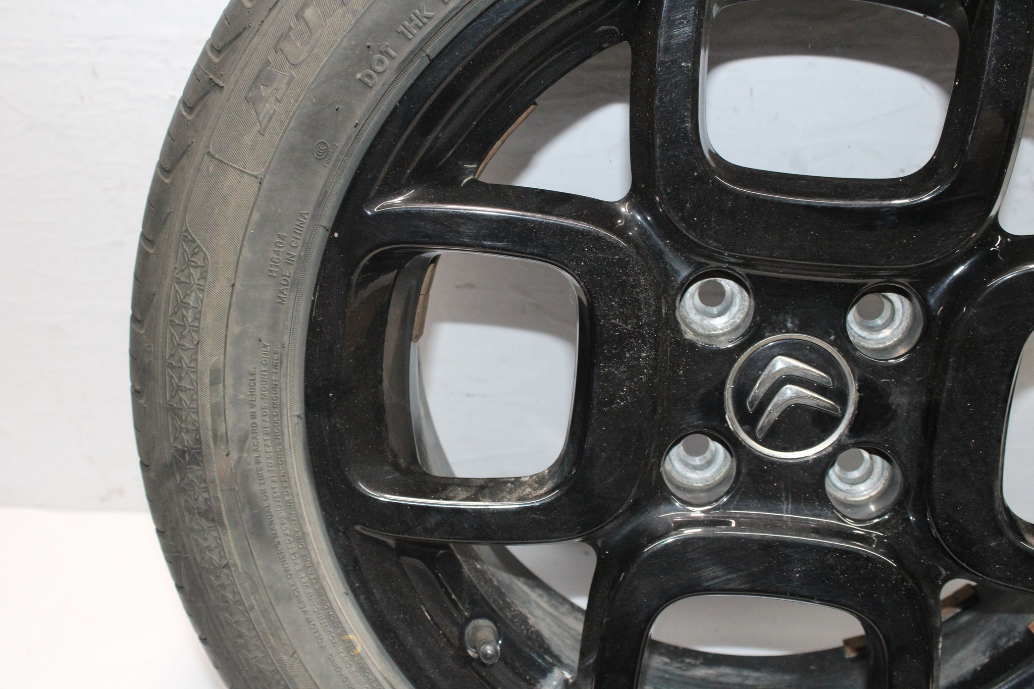 2018 CITROEN C4 CACTUS Alloy Wheel with Tyre 205 / 55 R16 5.5MM
