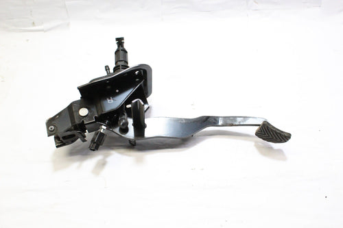 2015 MITSUBISHI ASX 1.6 Clutch Pedal