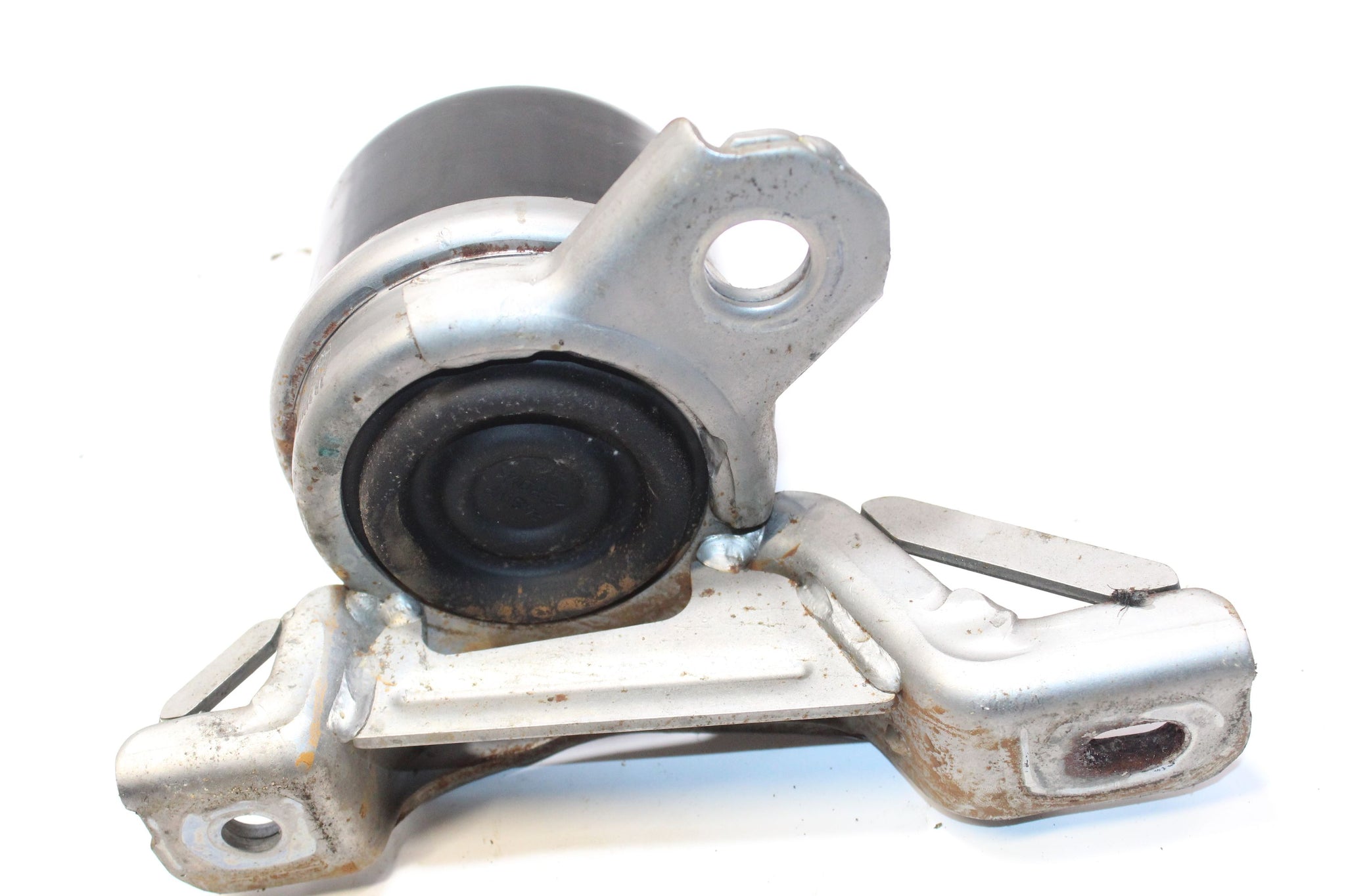 2015 LAND ROVER DISCOVERY SPORT 2.0 Diesel Engine Mount BJ32-6F012-AB