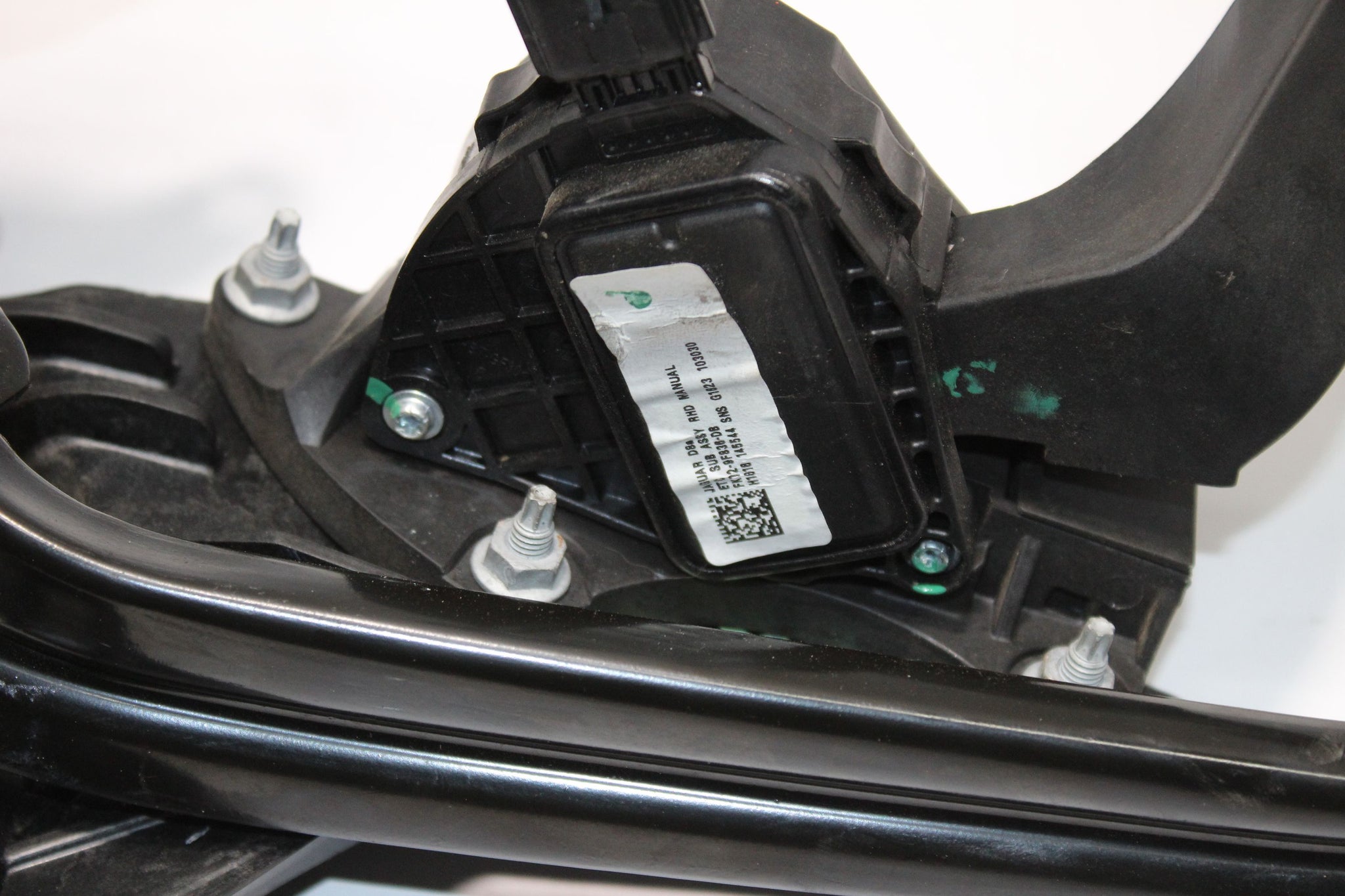 2016 RANGE ROVER EVOQUE 2.0 Brake and Accelerator Pedal FK72-9F836-DB