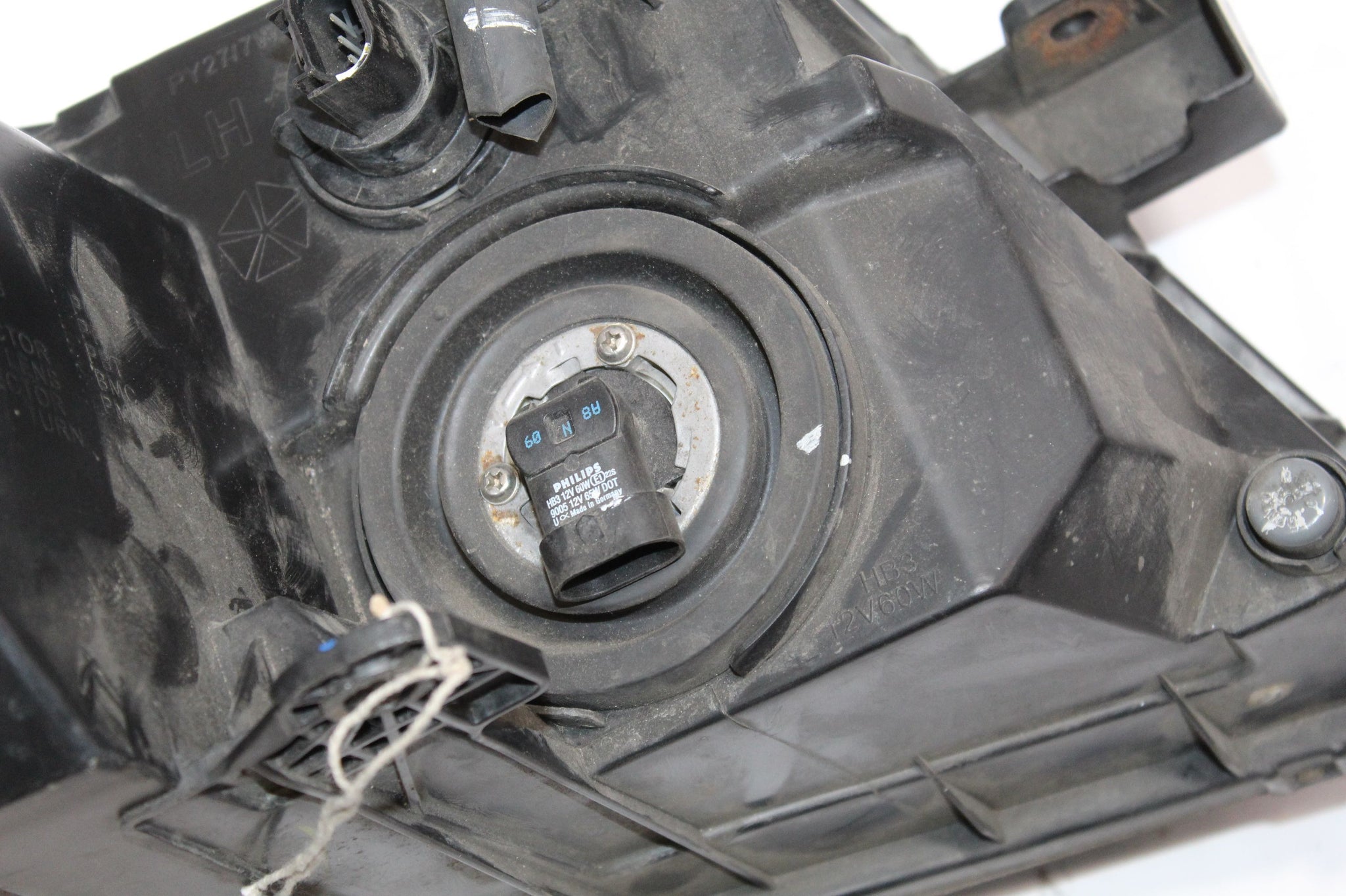 2009 DODGE JOURNEY LEFT SIDE HEADLIGHT 05067787AA