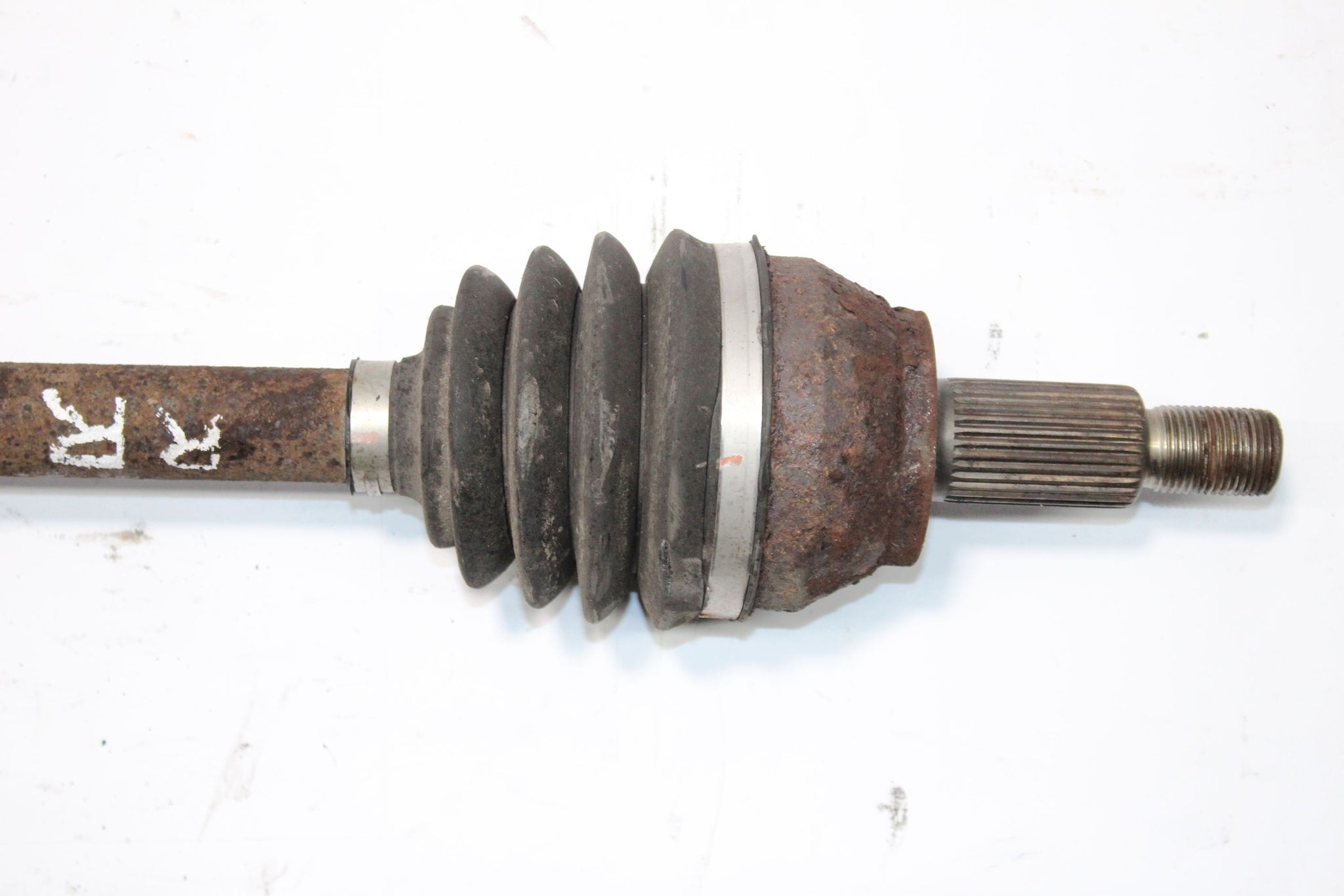 2014 RANGE ROVER SPORT L494 3.0 AUTOMATIC Right side Rear Driveshaft