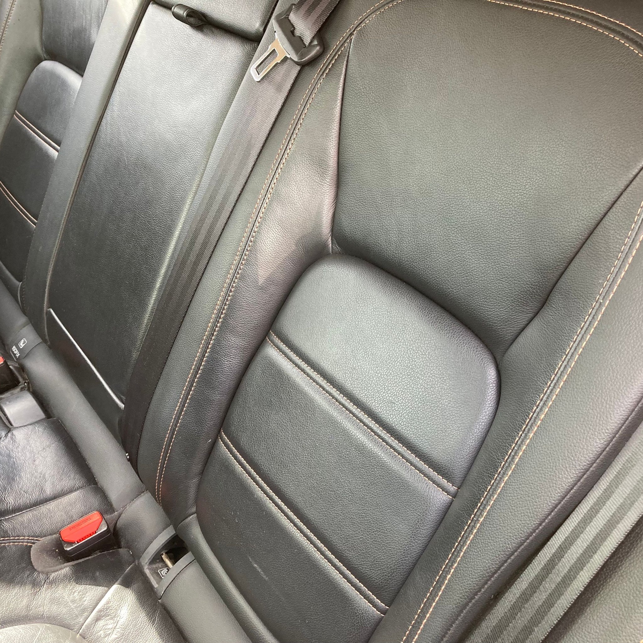 2017 JAGUAR F PACE REAR SEATS