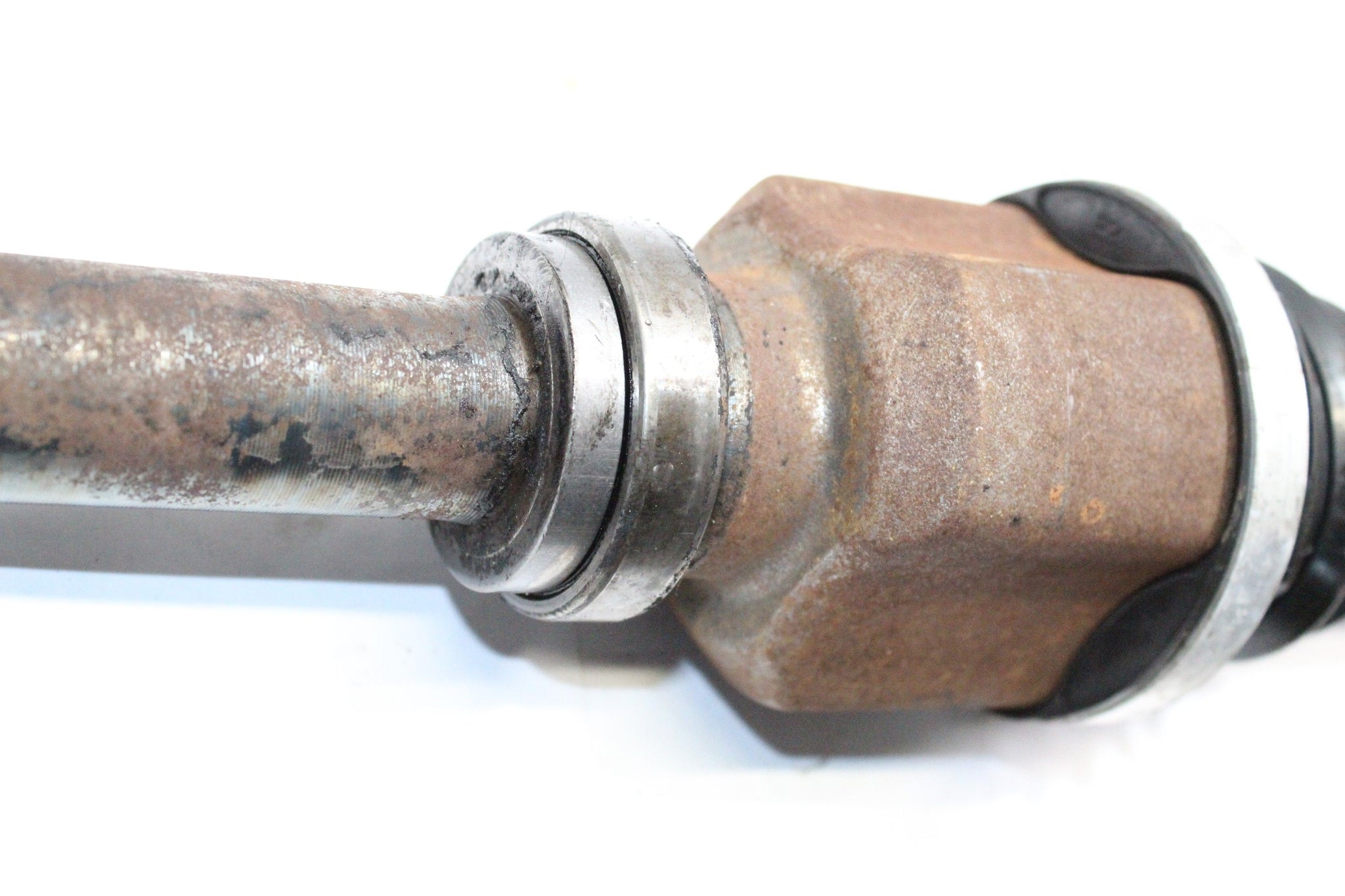 2015 CITROEN C4 1.6 Diesel Automatic Right side Front Driveshaft 9677570880