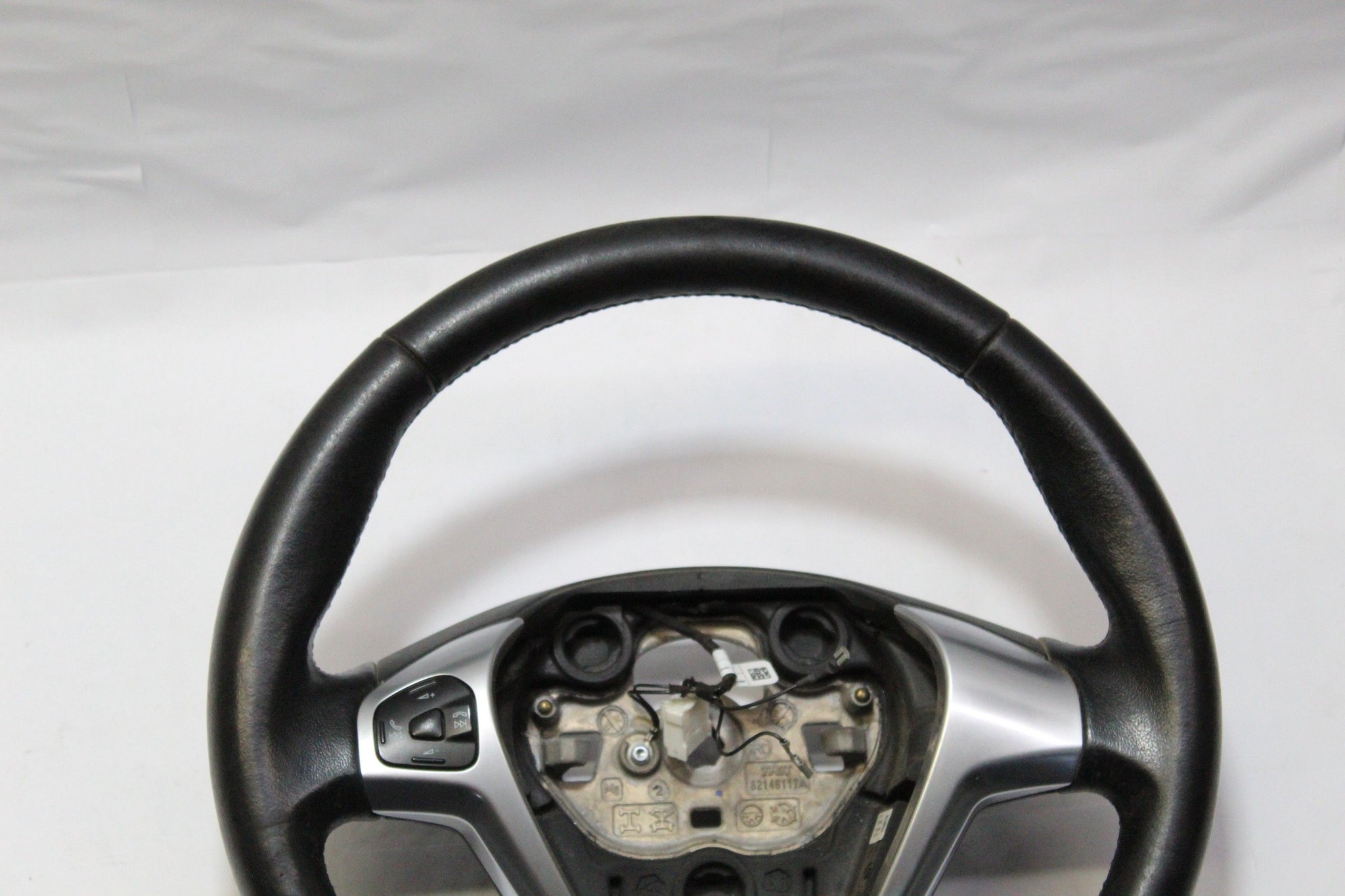 2013 FORD FIESTA Multifunction Steering Wheel