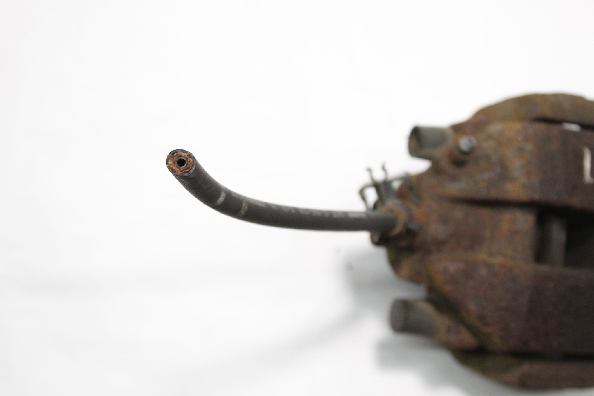 2010 VOLVO XC90 2.4 Left side Rear Brake Caliper